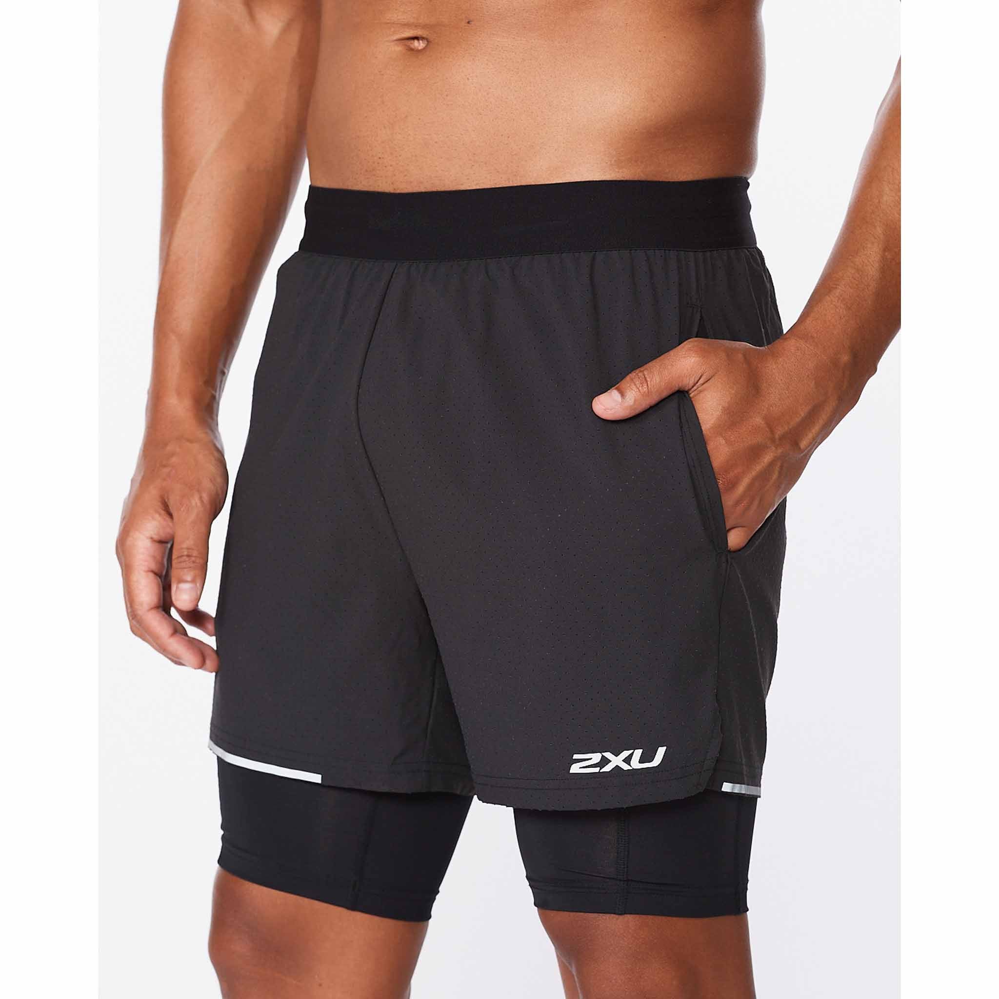 2XU Aero 2 en 1 shorts de course à pied 5 pouces pour homme - Image 4
