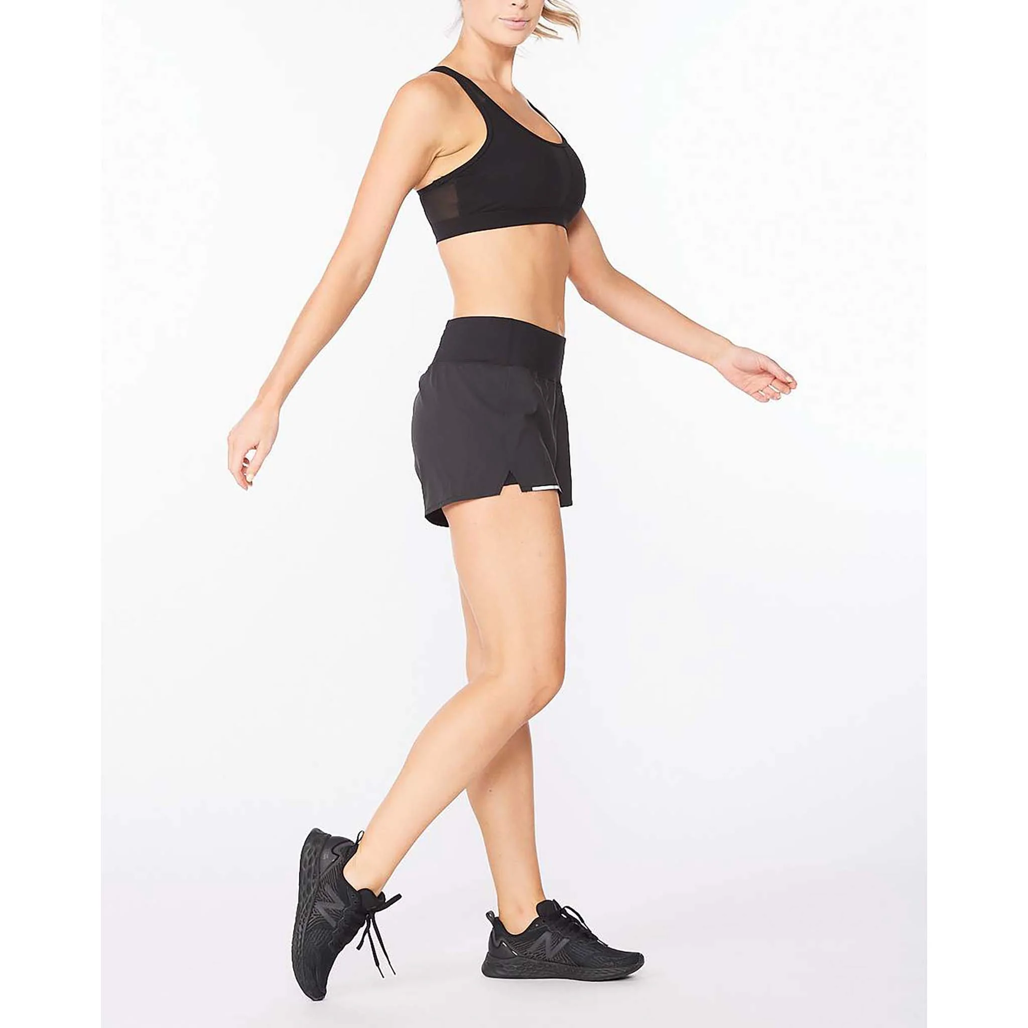 2XU Aero 3-Inch Shorts 2-en-1 de course à pied pour femme - Image 6