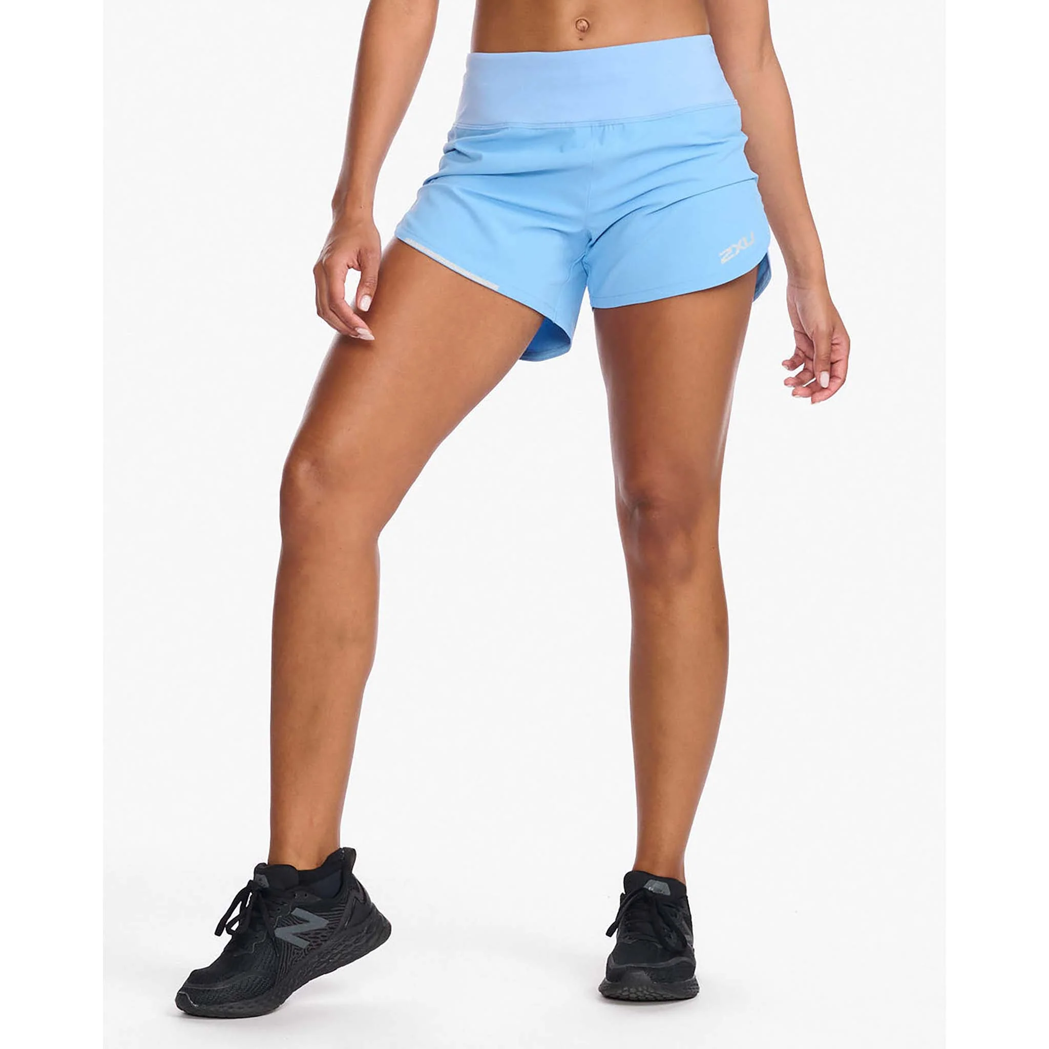2XU Aero 4 Inch Shorts de course à pied pour femme