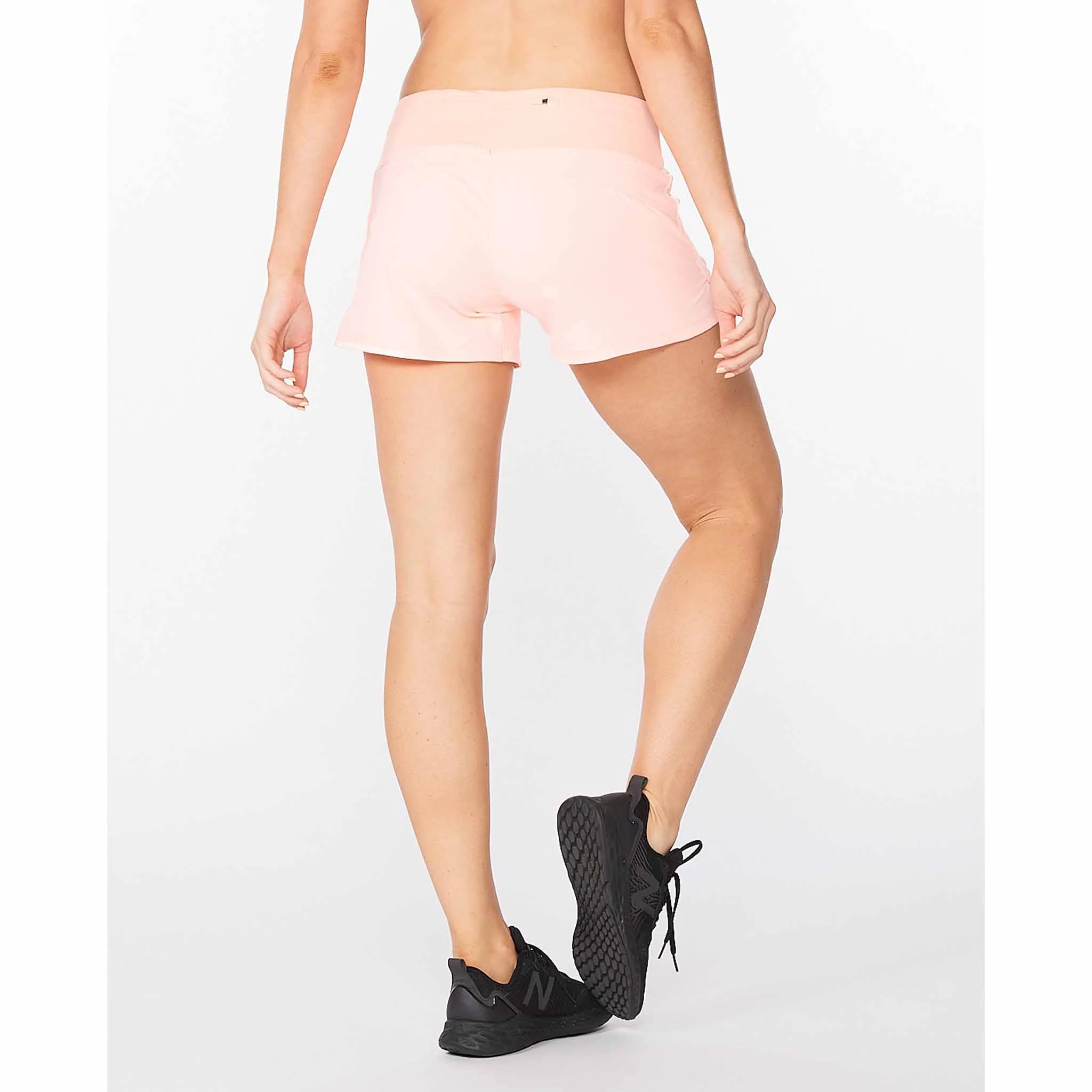 2XU Aero 4 Inch Shorts de course à pied pour femme - Image 13
