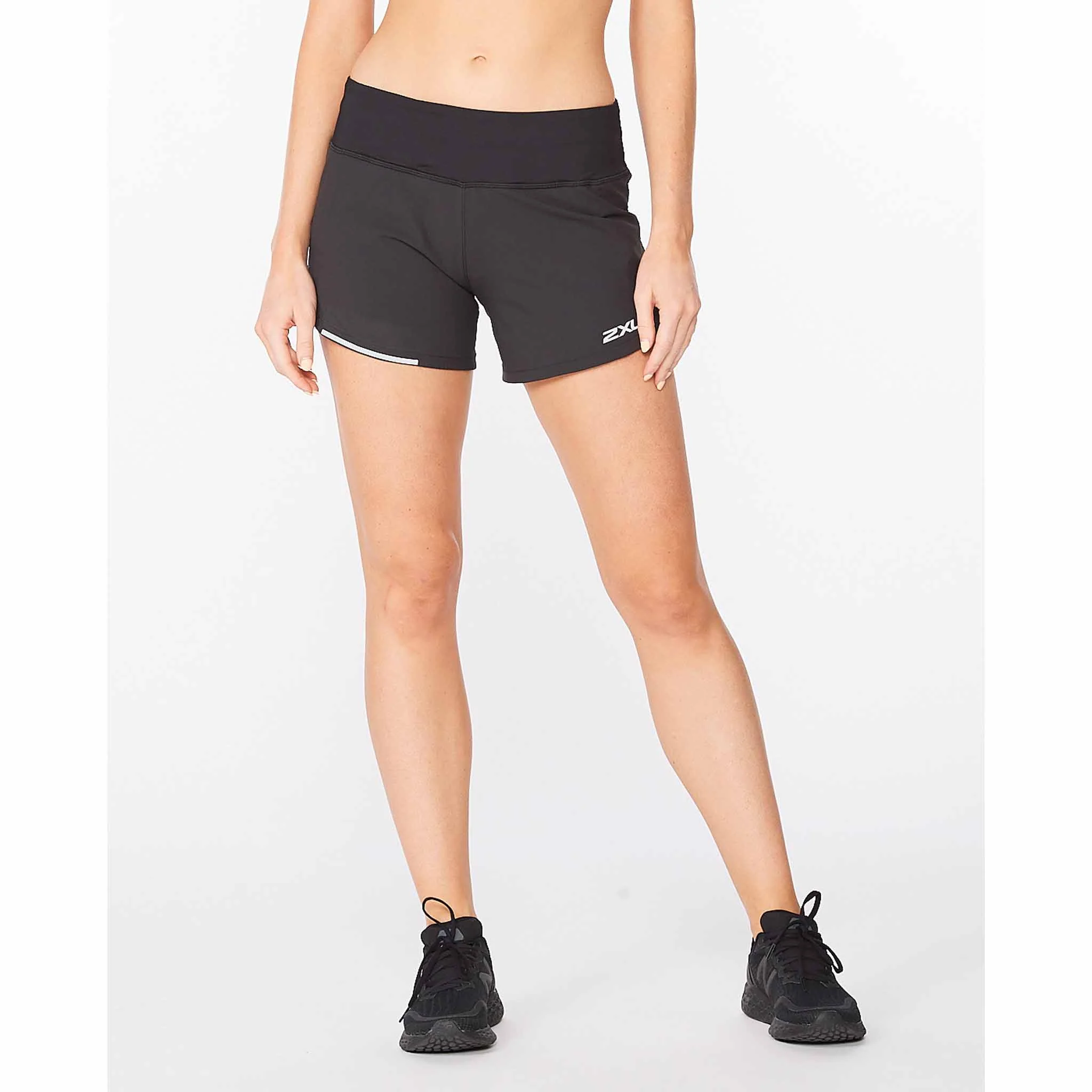 2XU Aero 4 Inch Shorts de course à pied pour femme - Image 17