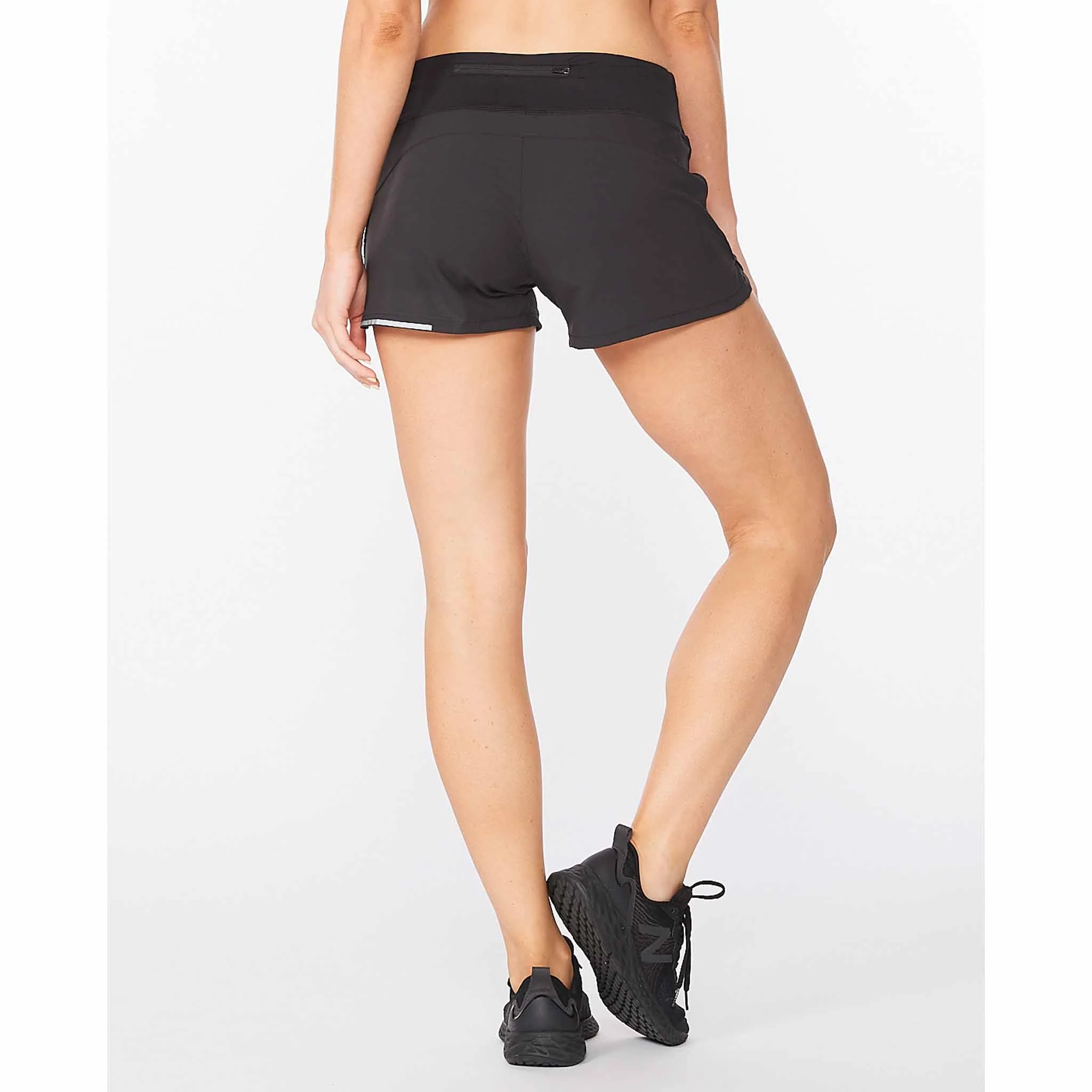 2XU Aero 4 Inch Shorts de course à pied pour femme - Image 19