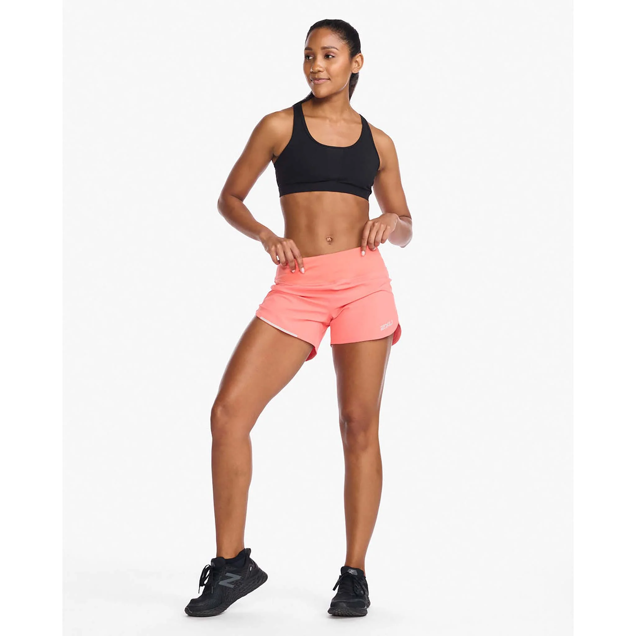 2XU Aero 4 Inch Shorts de course à pied pour femme - Image 9