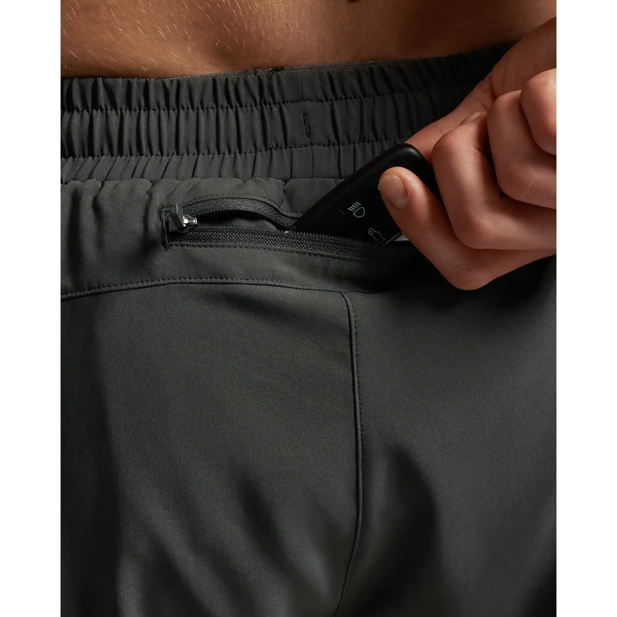 2XU Aero 5 Inch short de course à pied pour homme - Image 20