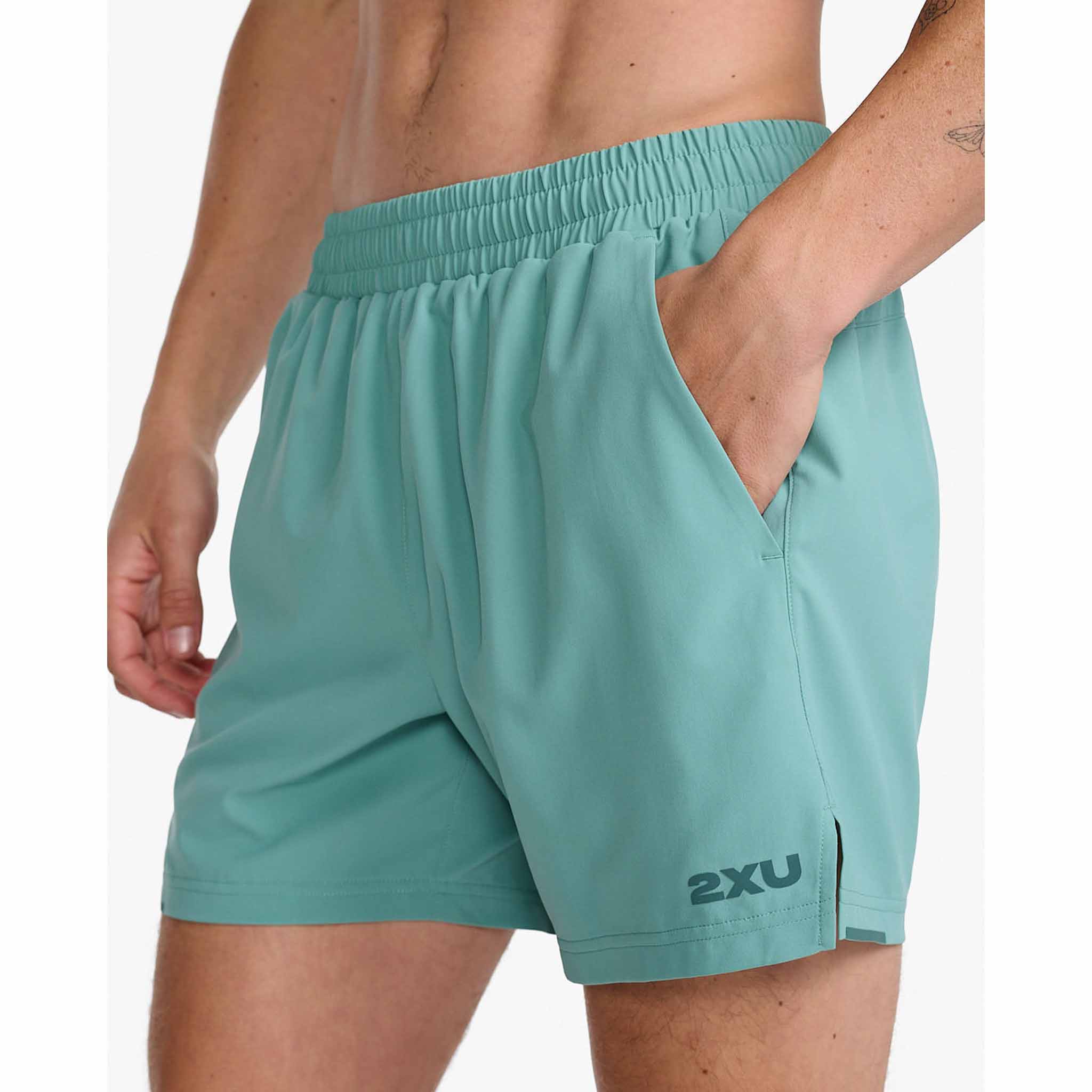 2XU Aero 7 Inch shorts de course à pied pour homme - Image 18