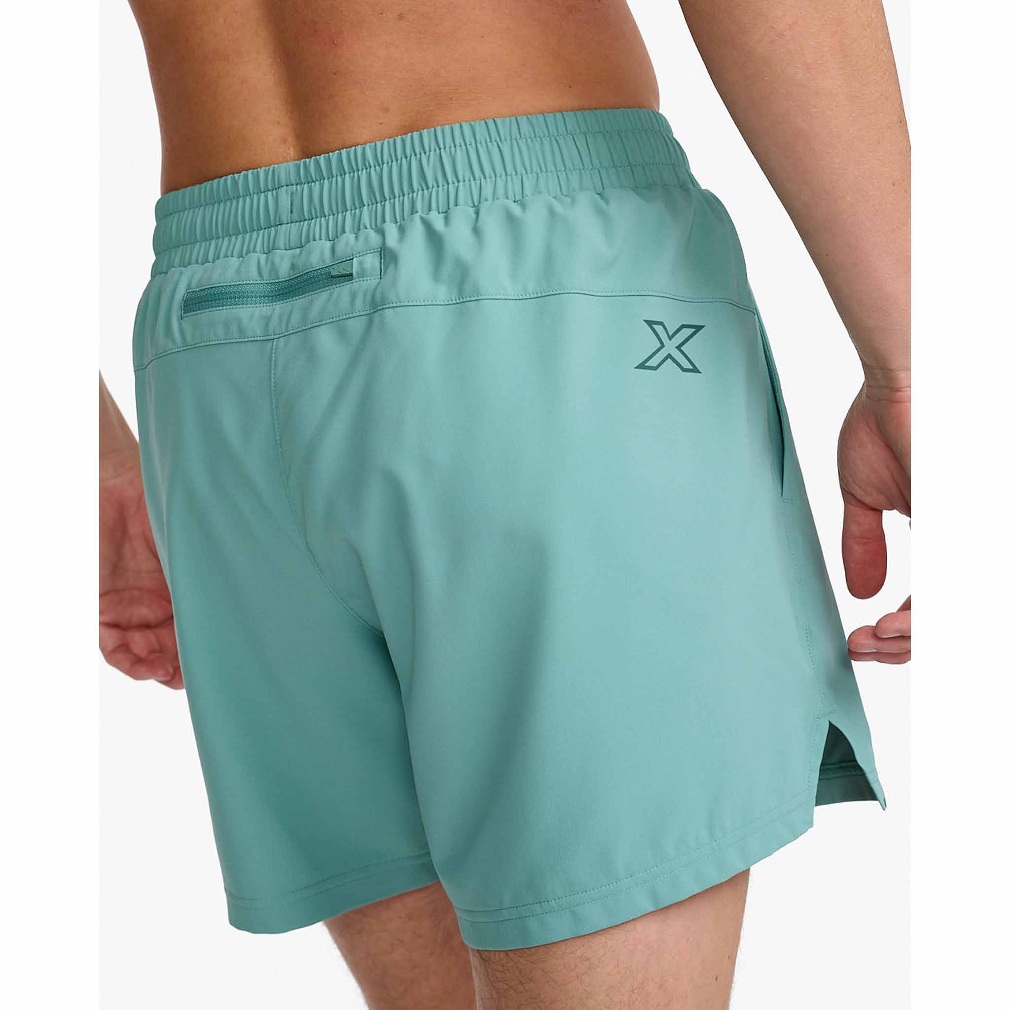 2XU Aero 7 Inch shorts de course à pied pour homme - Image 19
