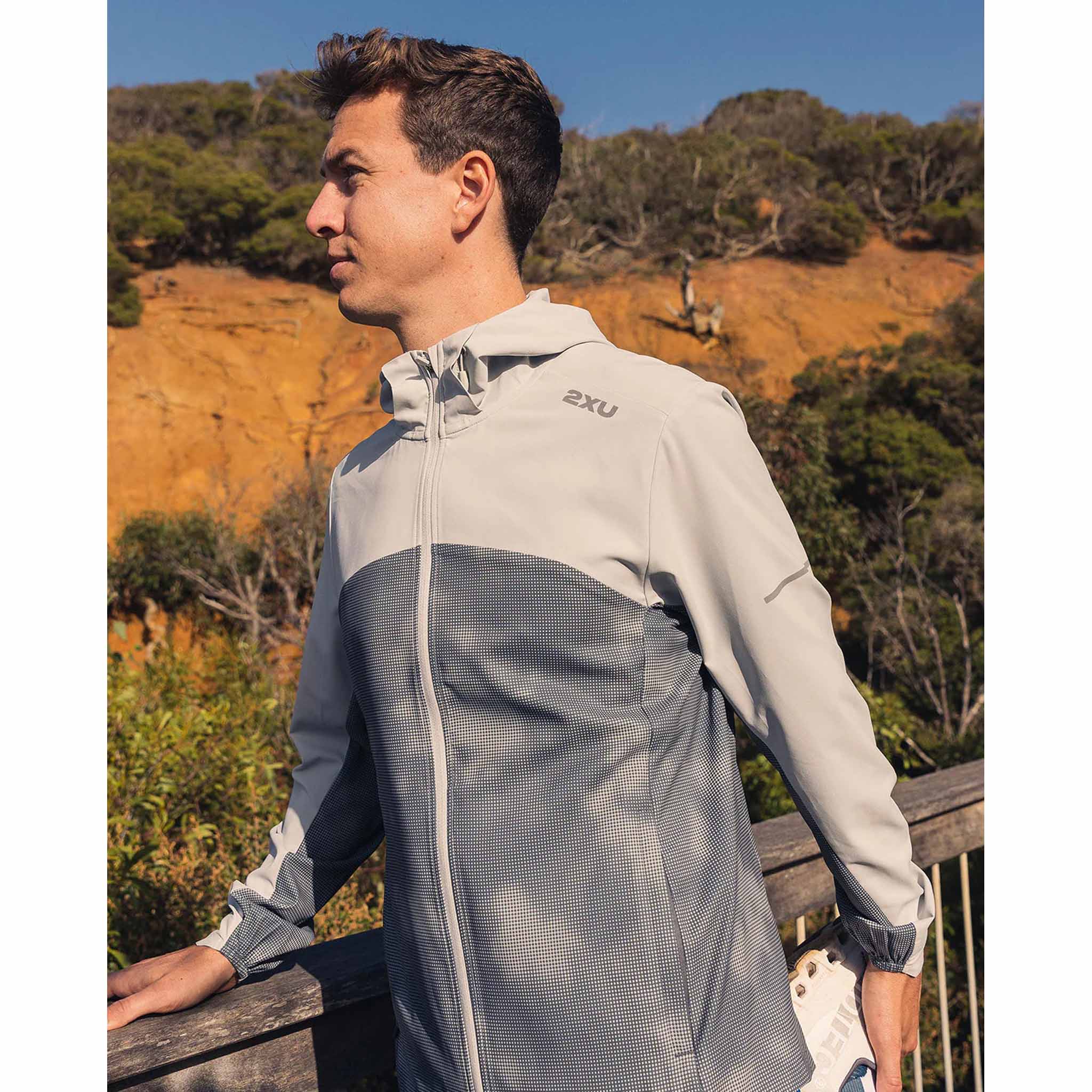 2XU Aero Jacket manteau de course à pied à l'épreuve de l'eau homme - Image 14