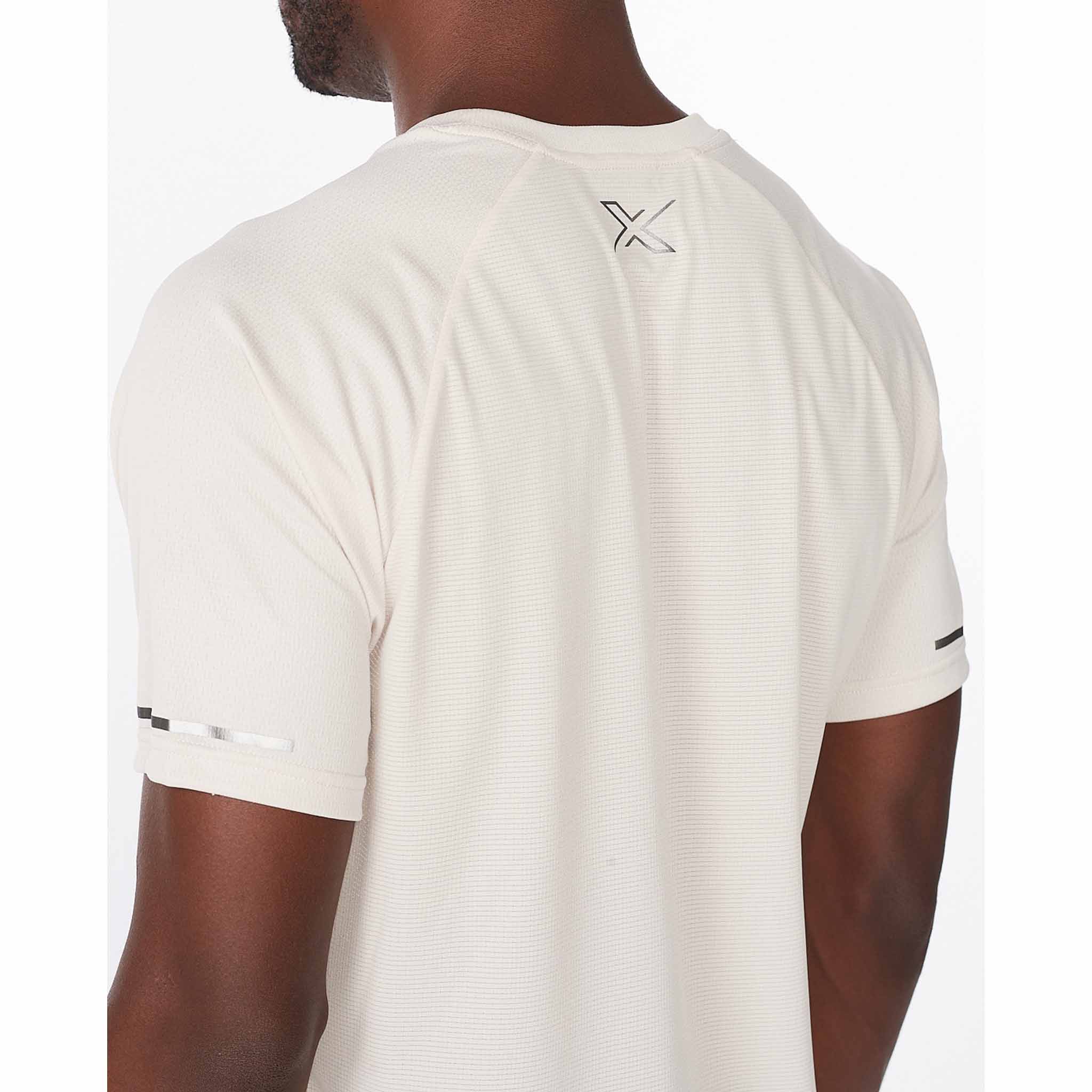 2XU Aero Tee t-shirt de course à pied pour homme - Image 13
