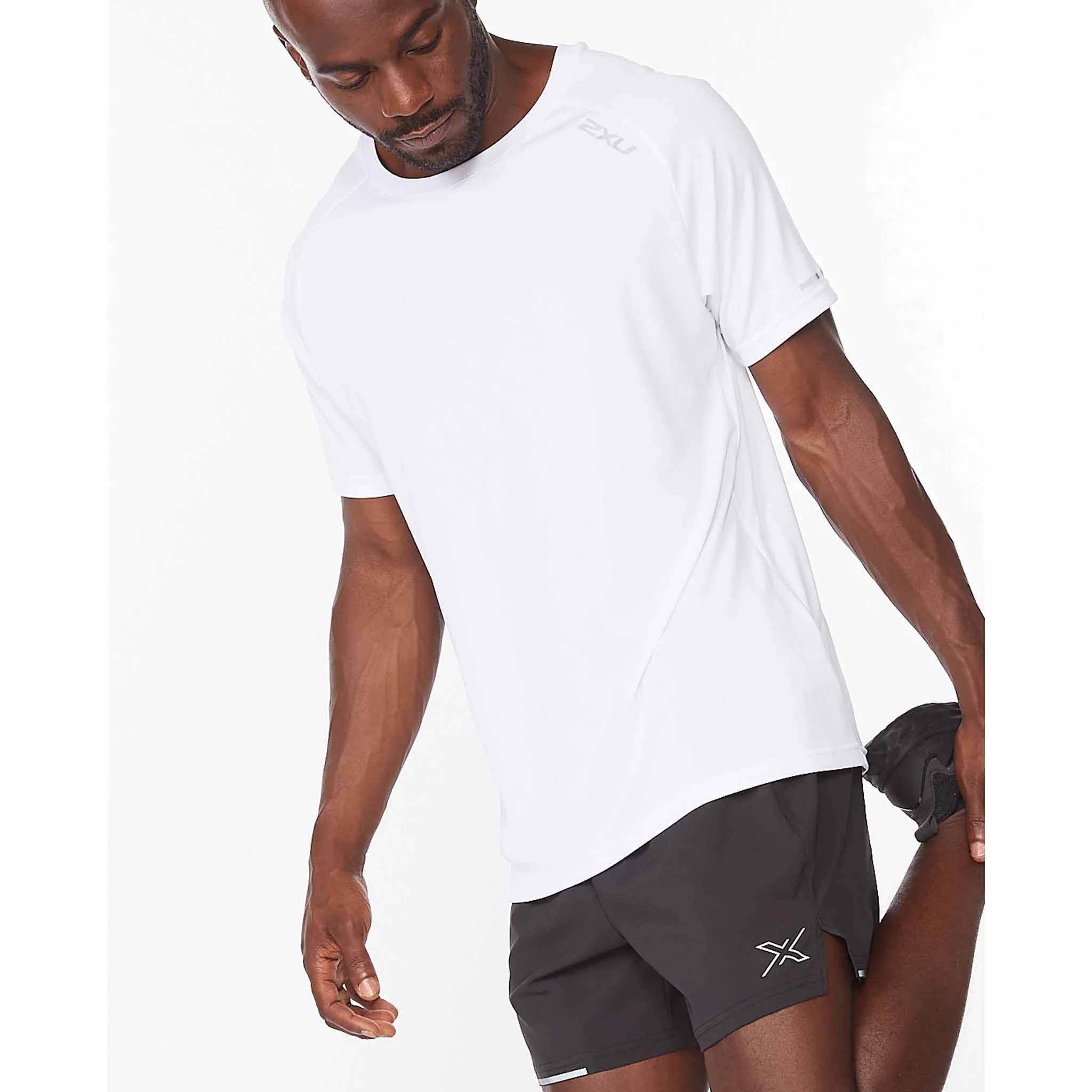 2XU Aero Tee t-shirt de course à pied pour homme - Image 18