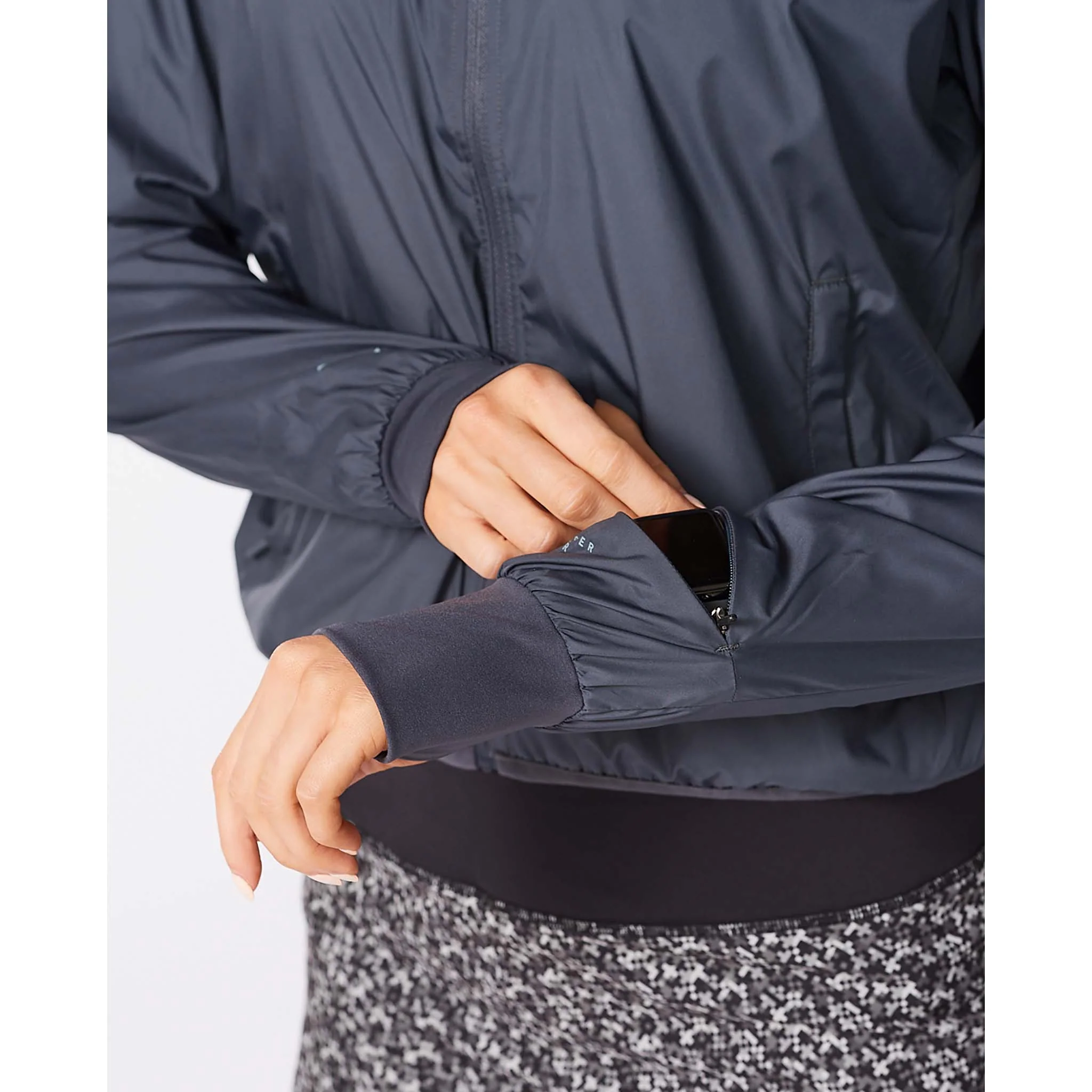 2XU coupe-vent Aero Bomber Jacket pour femme - Image 10