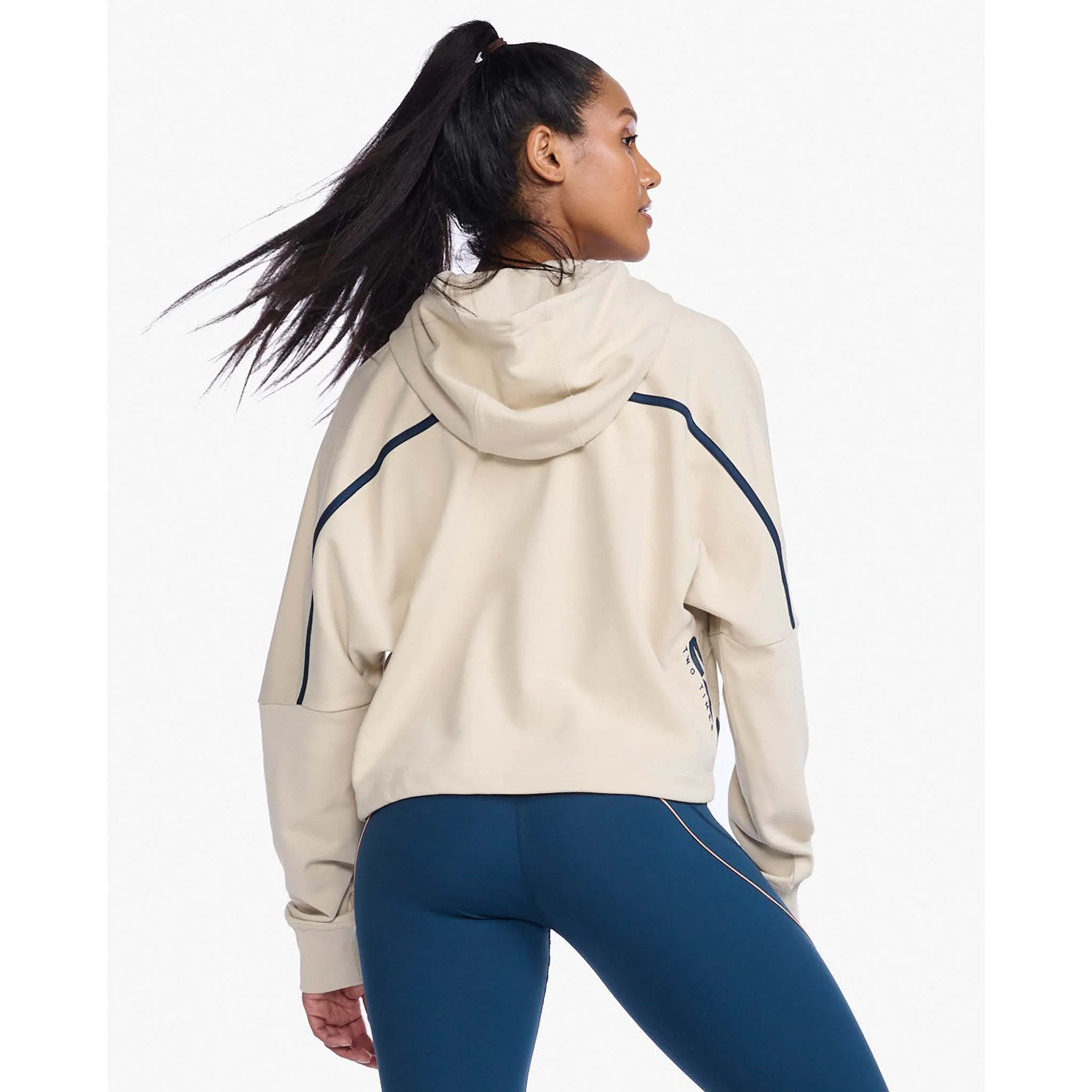 2XU Form Pop Seam Hoodie chandail à capuchon pour femme - Image 2