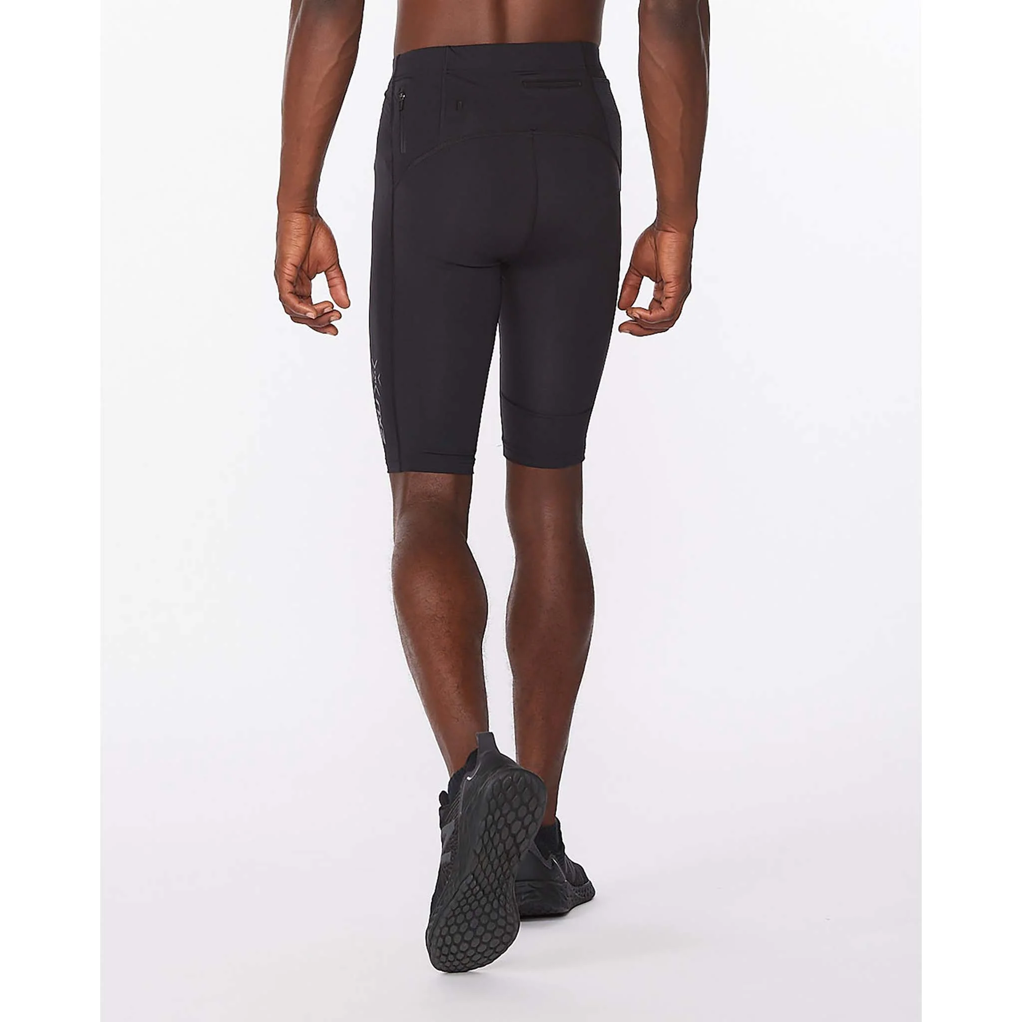 2XU Light Speed Compression Shorts cuissard de compression homme - Image 3