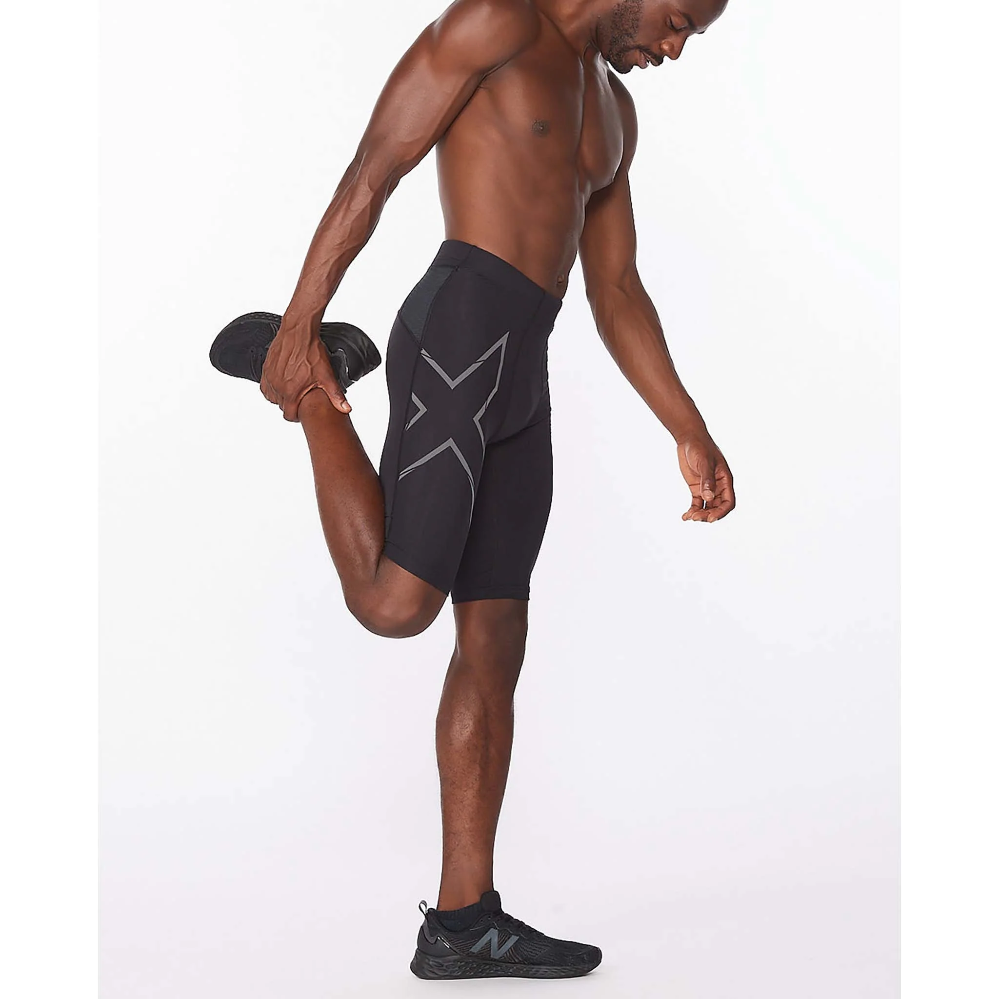 2XU Light Speed Compression Shorts cuissard de compression homme - Image 4