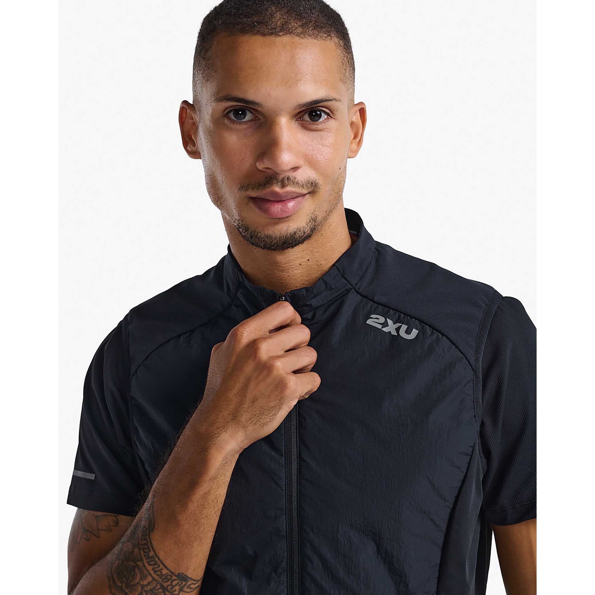2XU Light Speed Hybrid veste de course pour homme - Image 5
