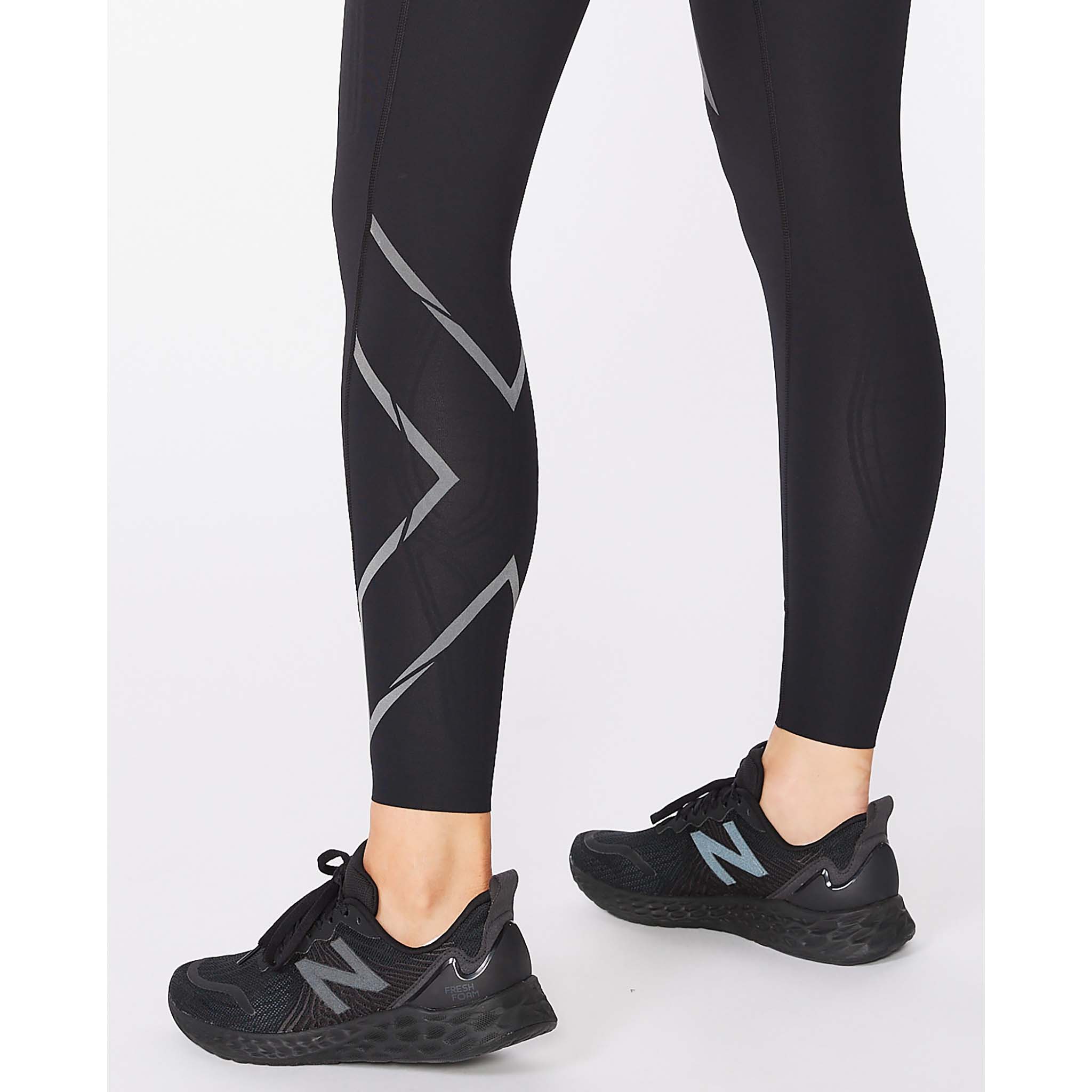 2XU Light Speed Mid-Rise Compression Tights legging compressif femme - Image 8