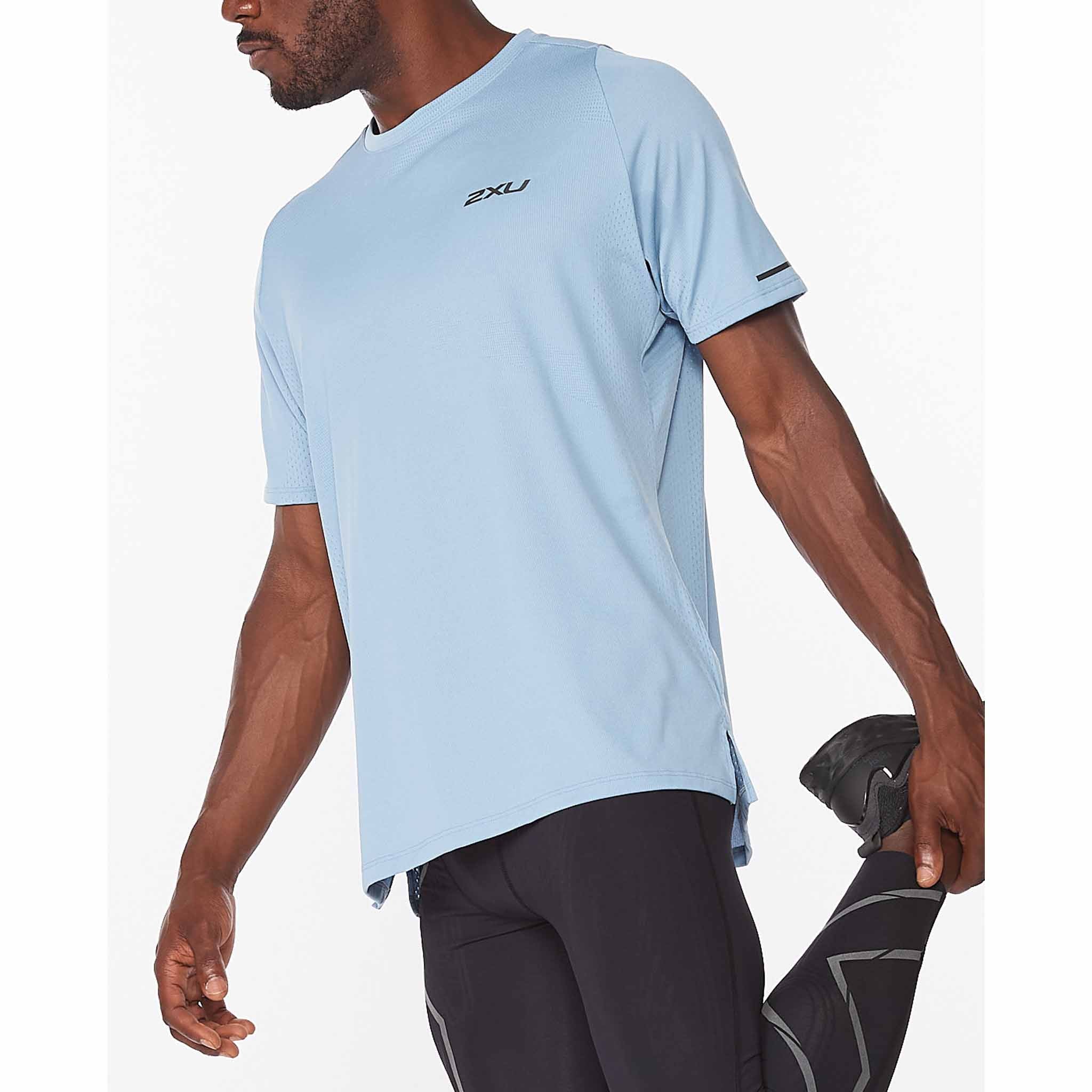 2XU Light Speed Tech Tee t-shirt de course à pied pour homme - Image 2