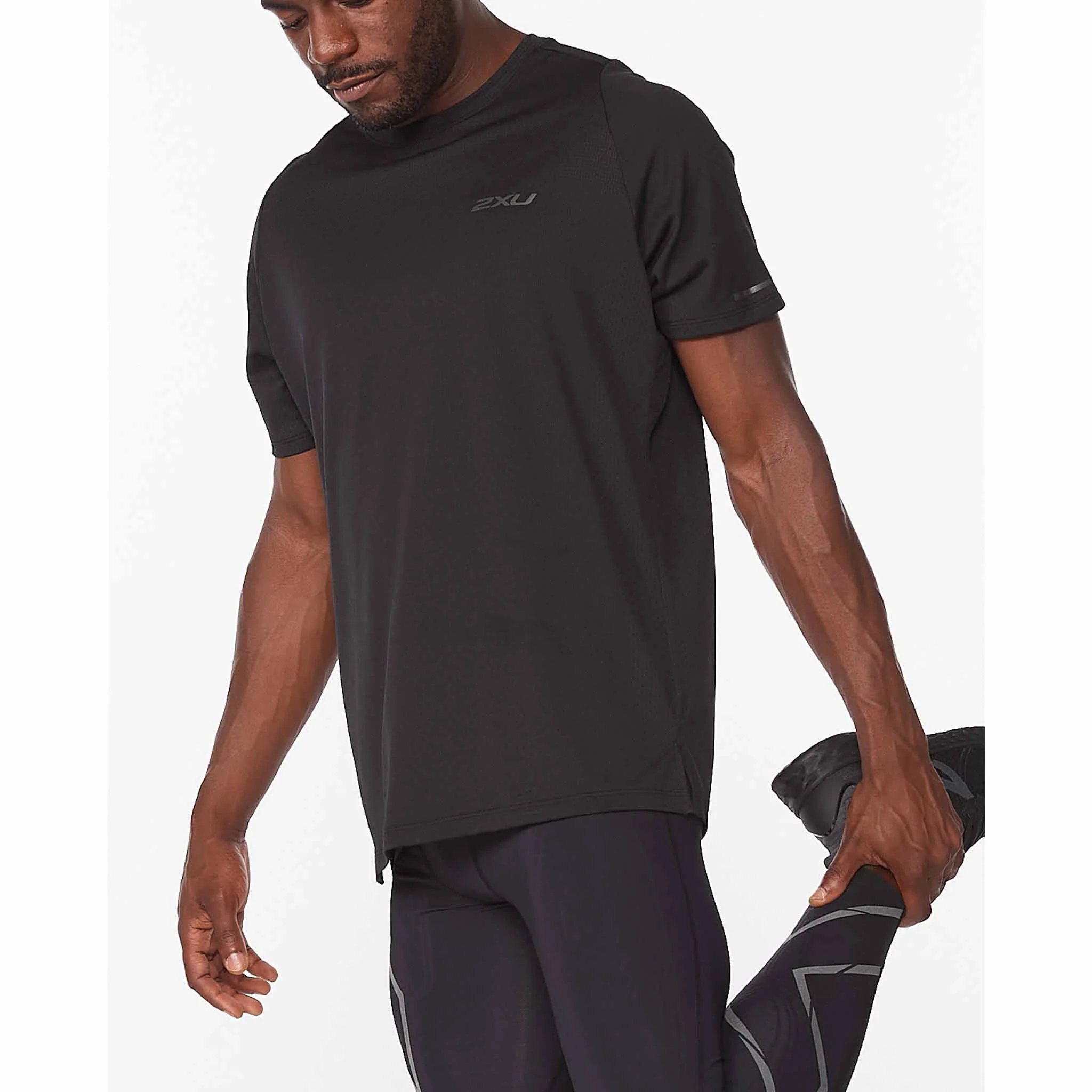 2XU Light Speed Tech Tee t-shirt de course à pied pour homme - Image 6
