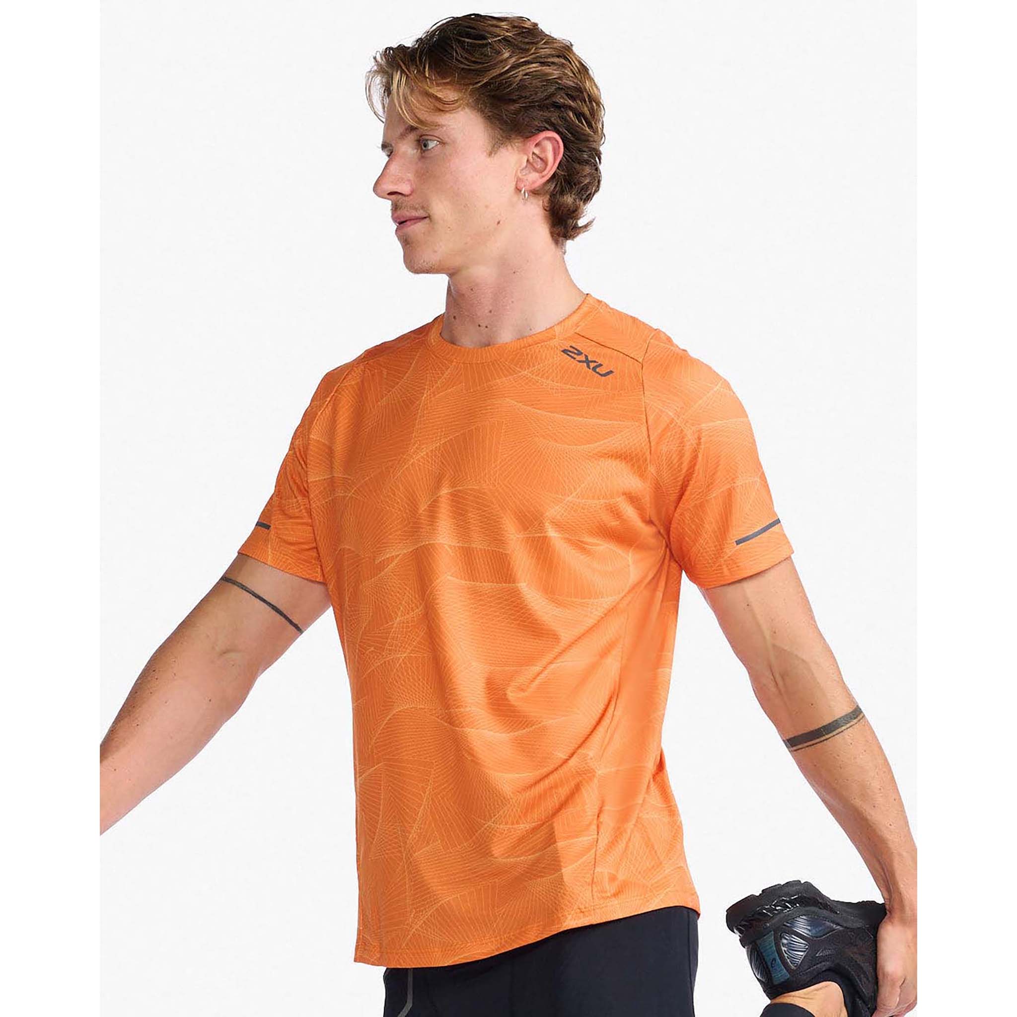 2XU Light Speed Tee t-shirt de course à pied pour homme - Image 2