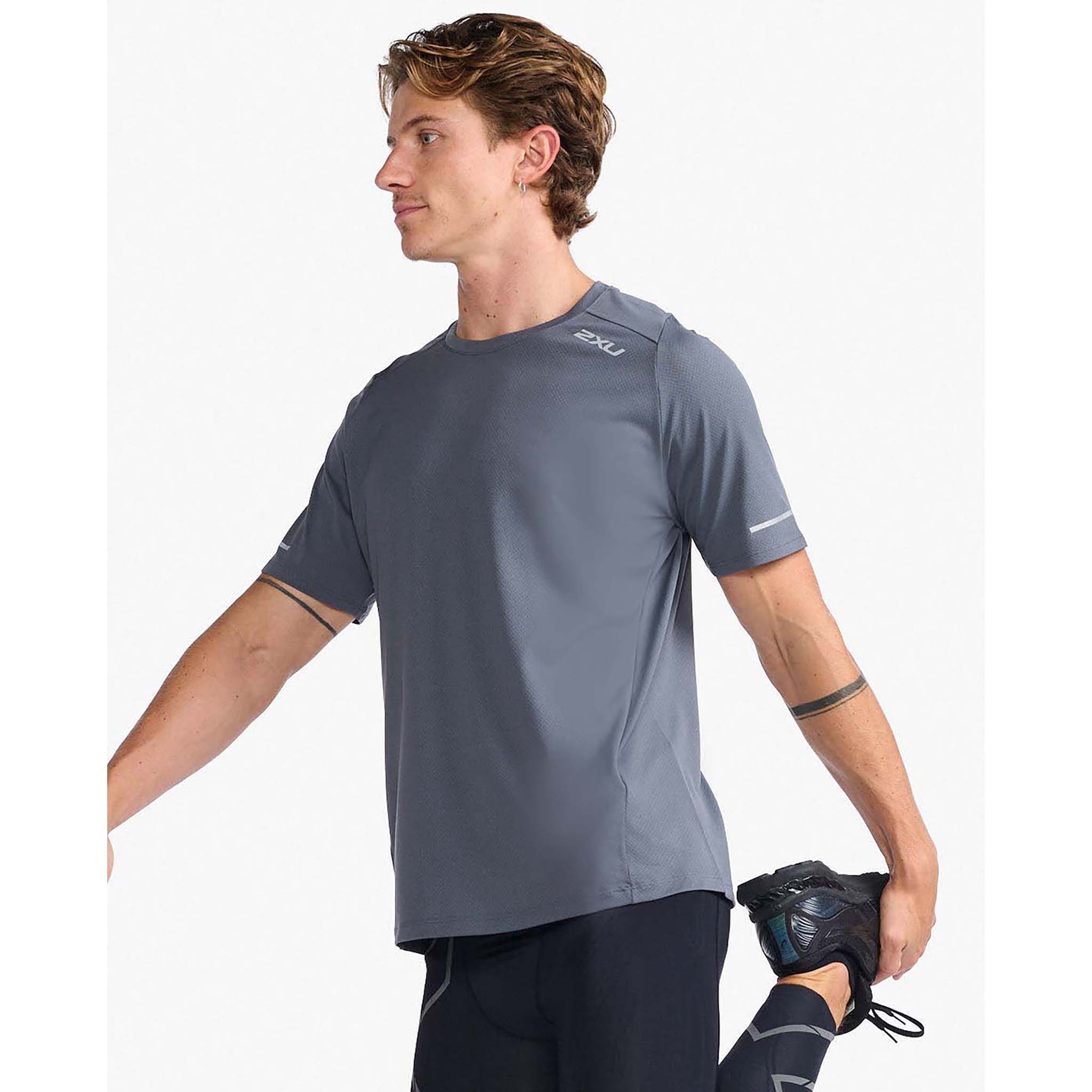 2XU Light Speed Tee t-shirt de course à pied pour homme - Image 8