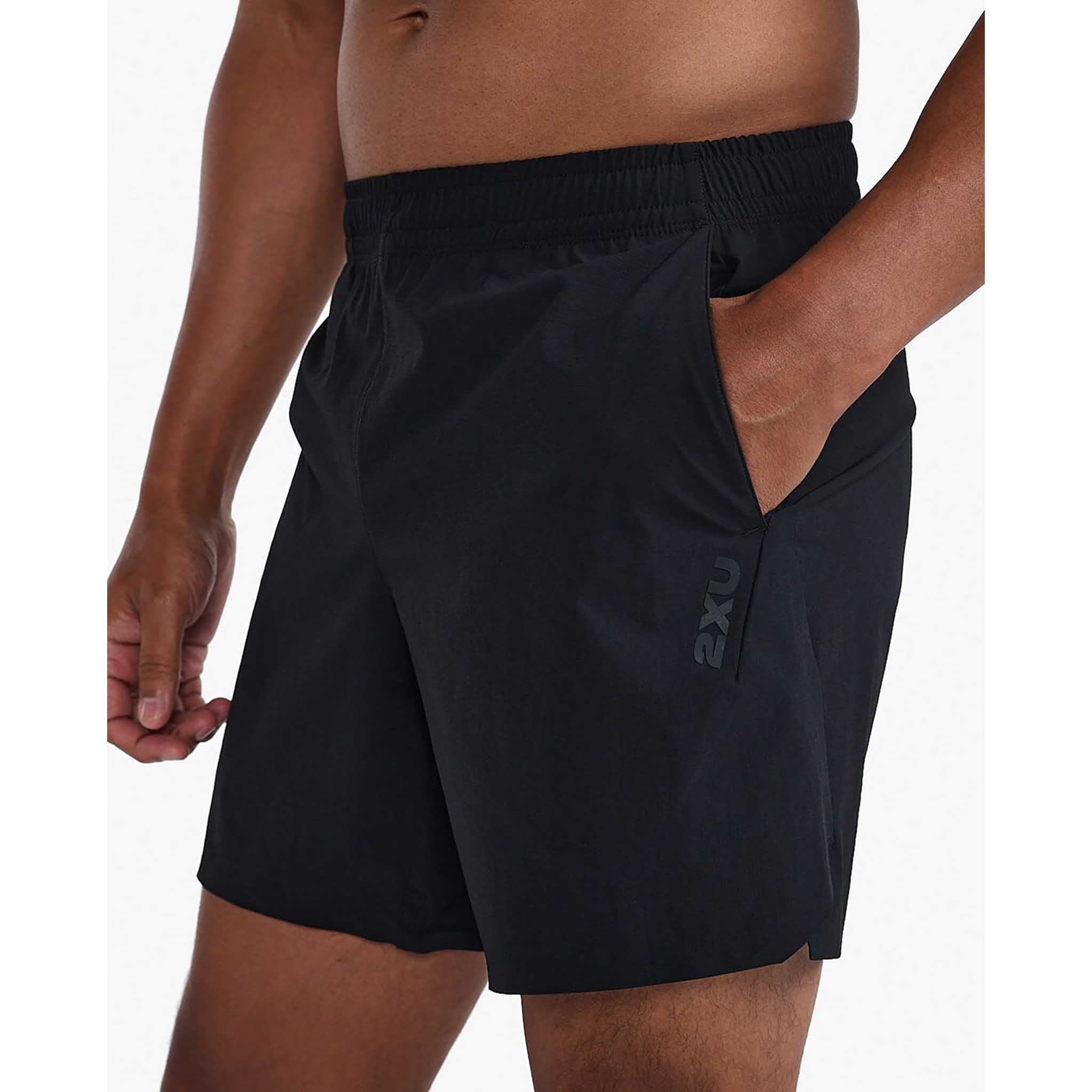 2XU Motion 6 Inch short de course à pied pour homme - Image 5