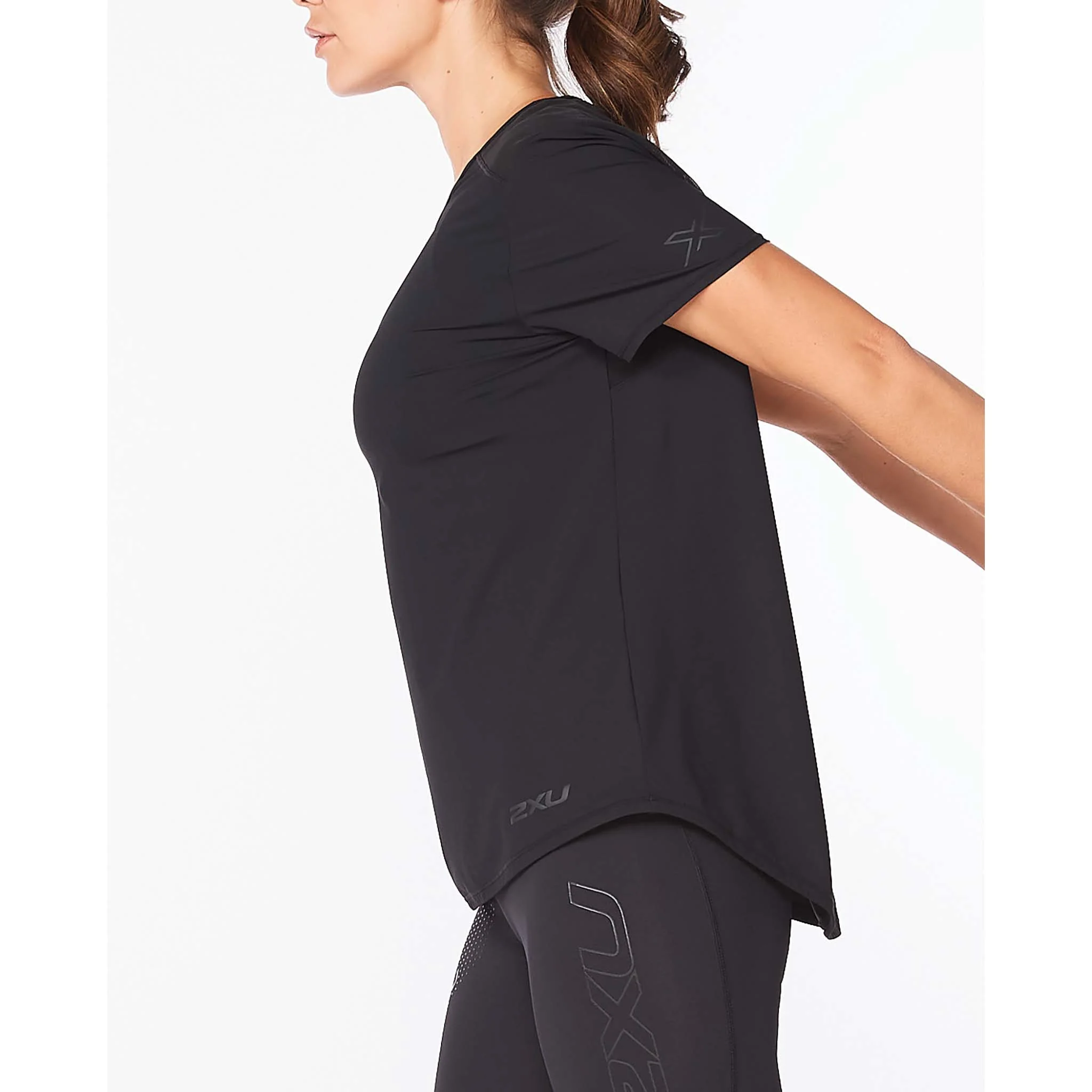 2XU Motion Mesh Tee t-shirt de course à pied pour femme - Image 2