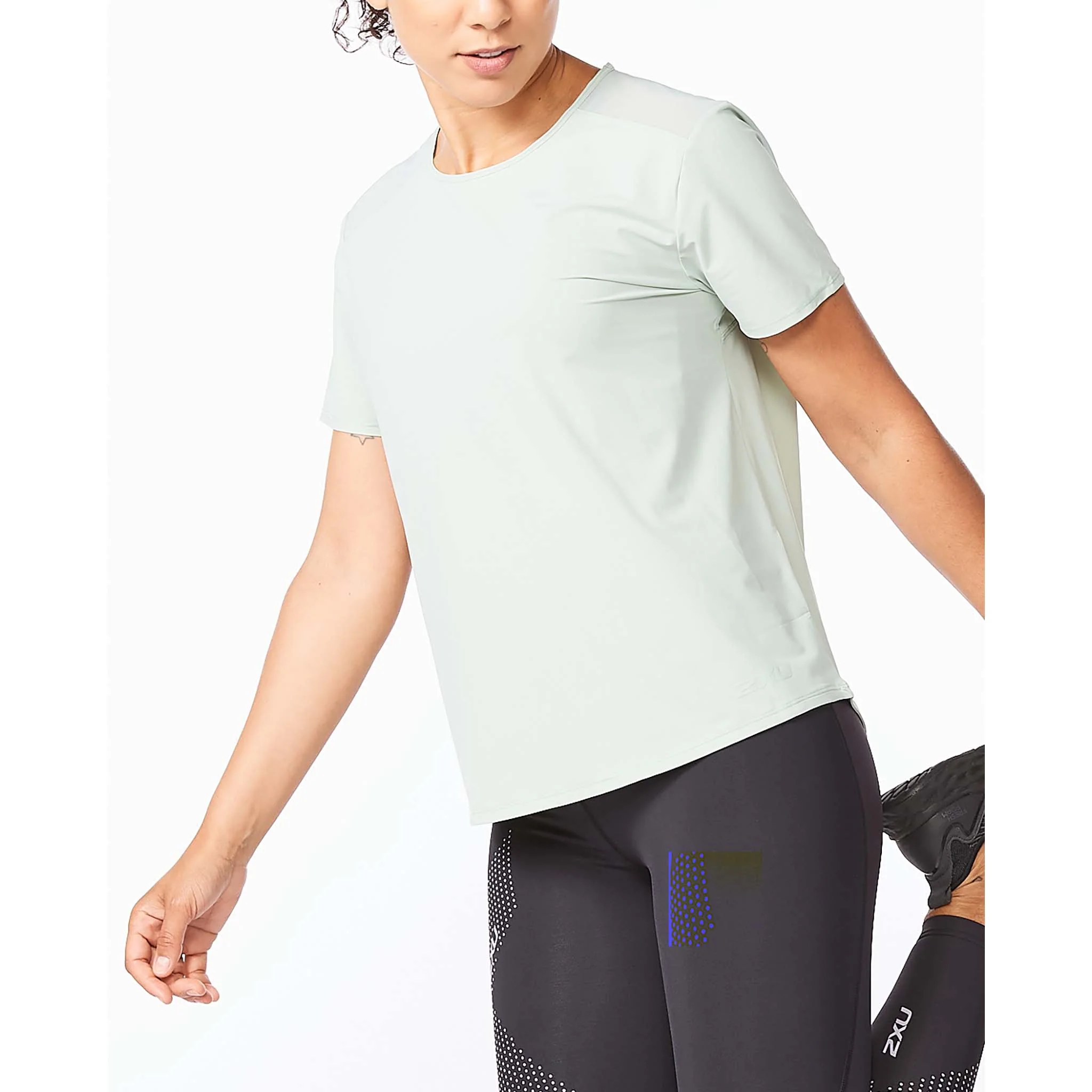 2XU Motion Mesh Tee t-shirt de course à pied pour femme - Image 9
