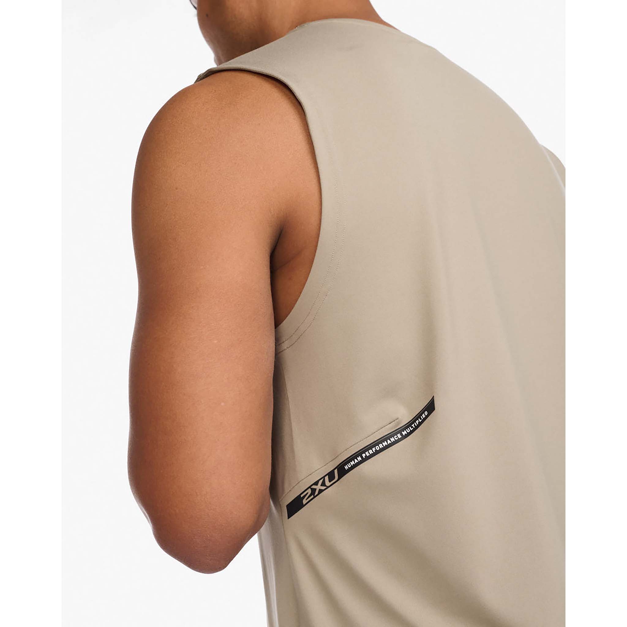2XU Motion Tank débardeur de course à pied homme - Image 6