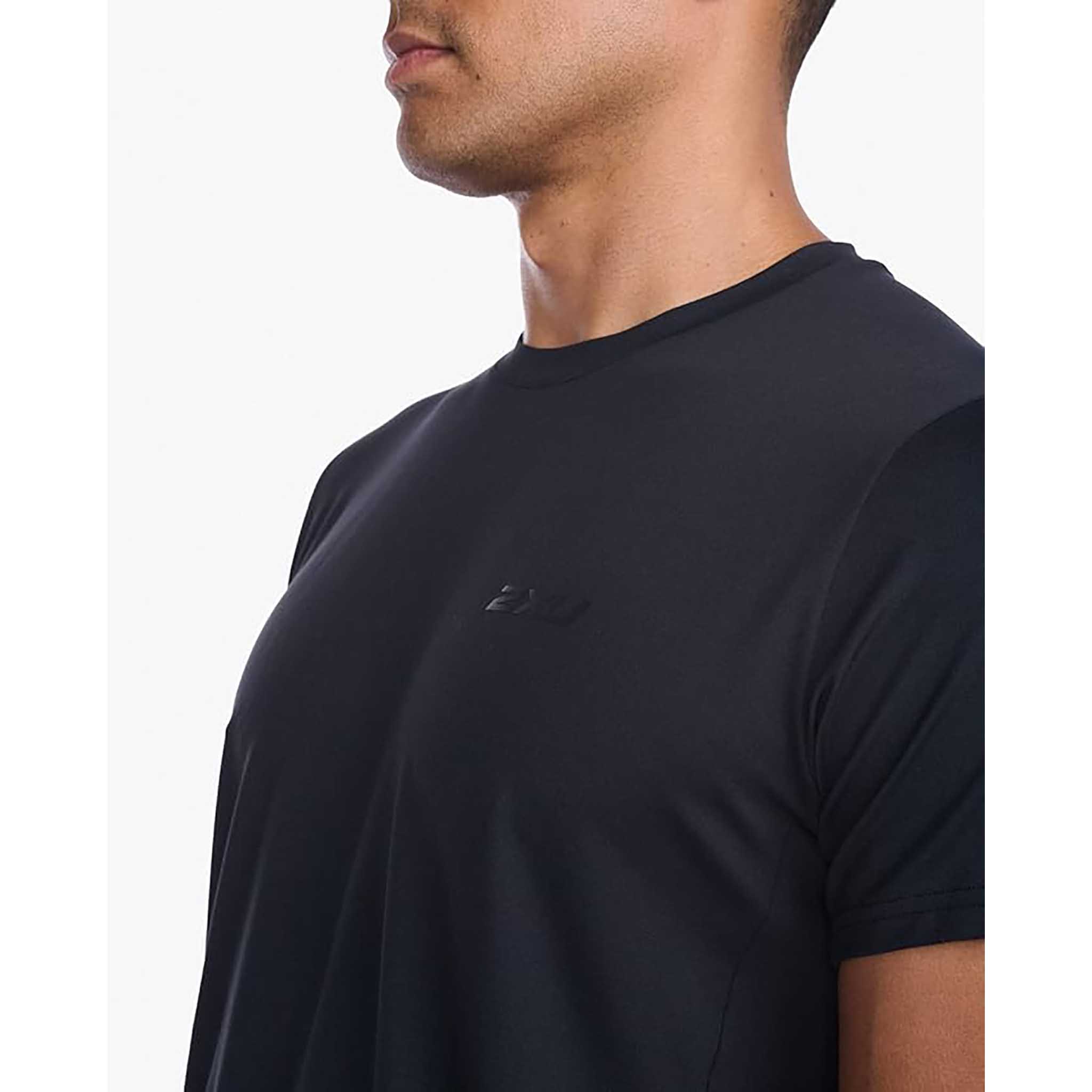 2XU Motion Tee t-shirt de course à pied pour homme - Image 9