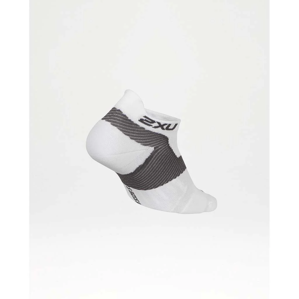 2XU Race Vectr chaussettes de sport court pour homme - Image 4