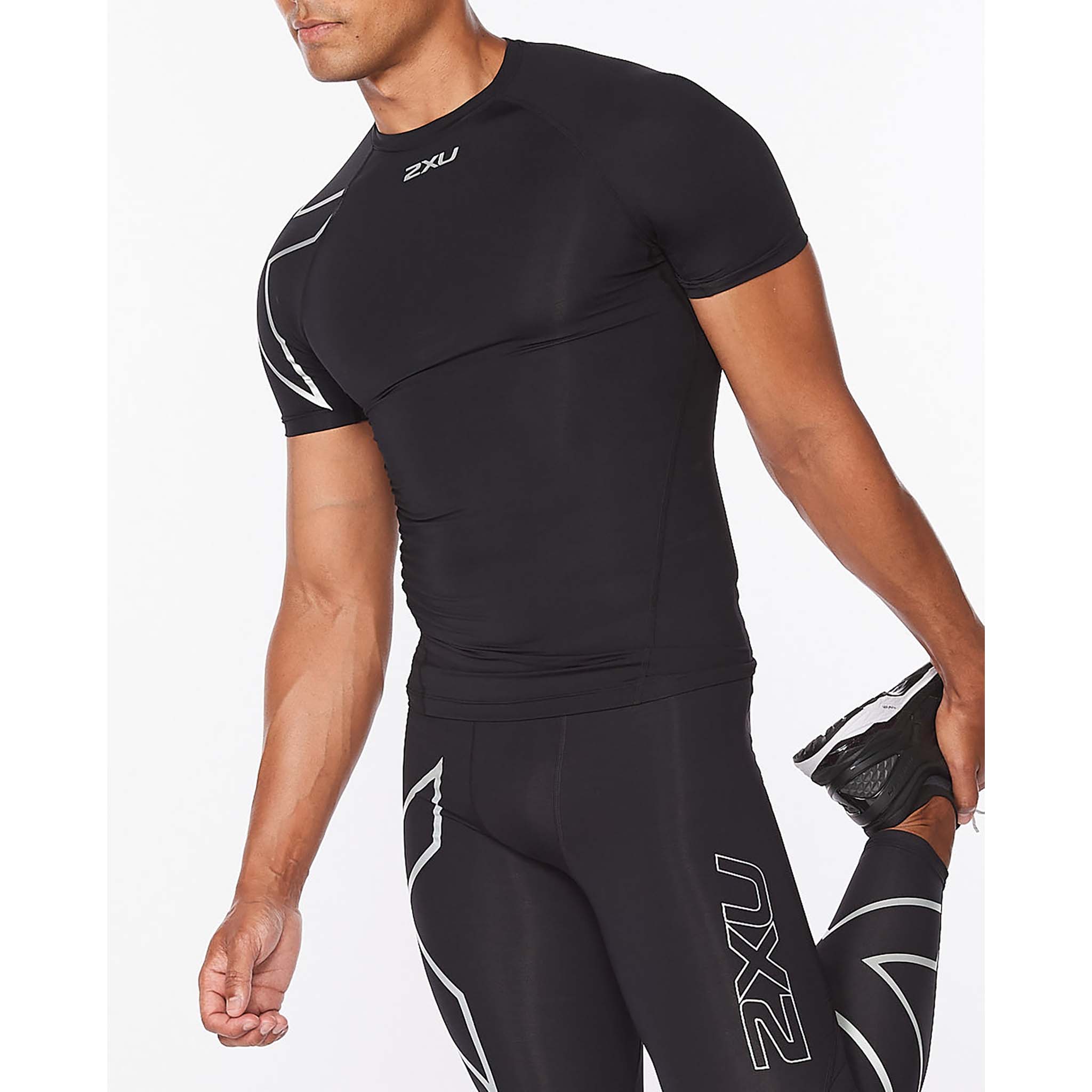 2XU T-shirt de compression sport Core pour homme - Image 2