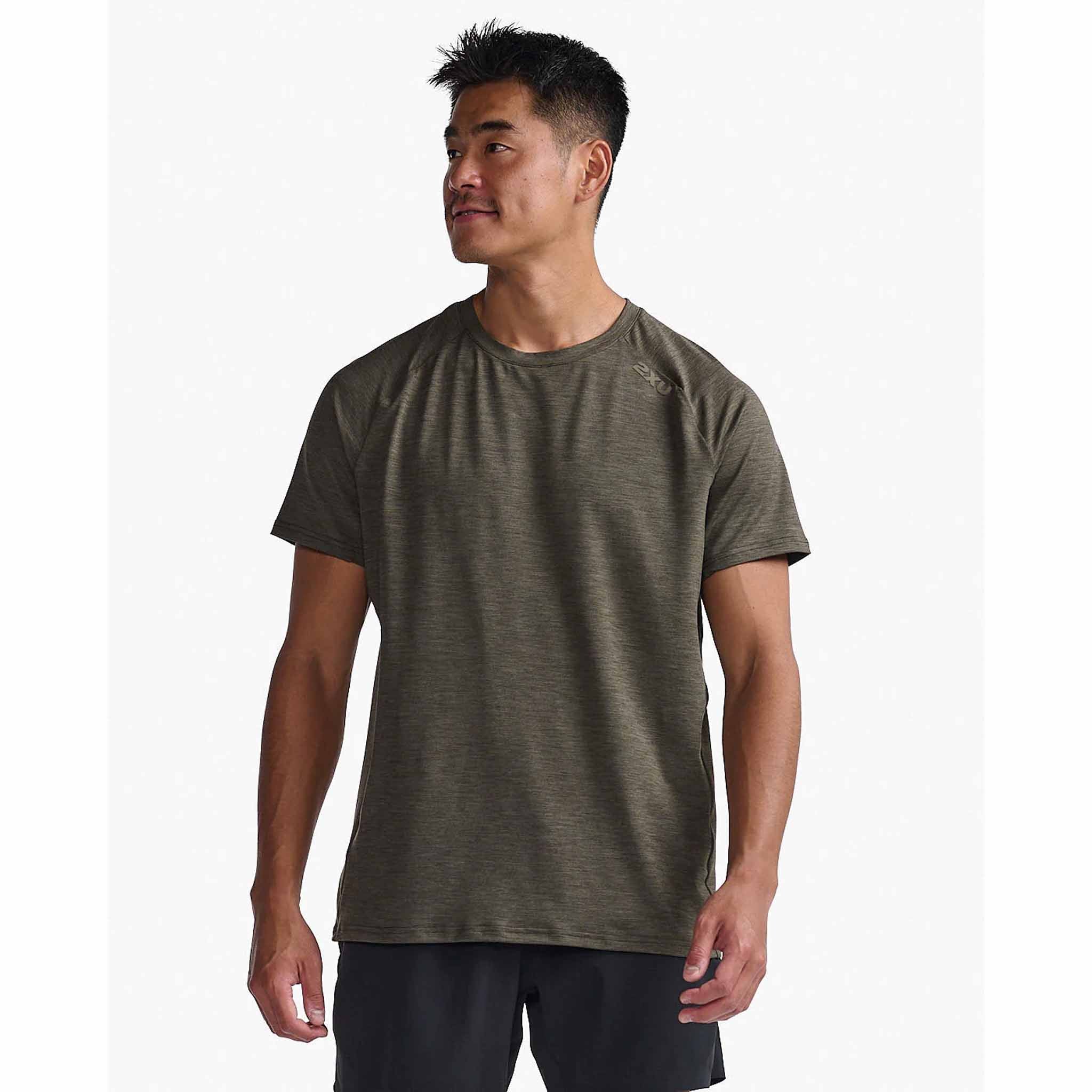 2XU t-shirt Motion Tee de course à pied pour homme - Image 6