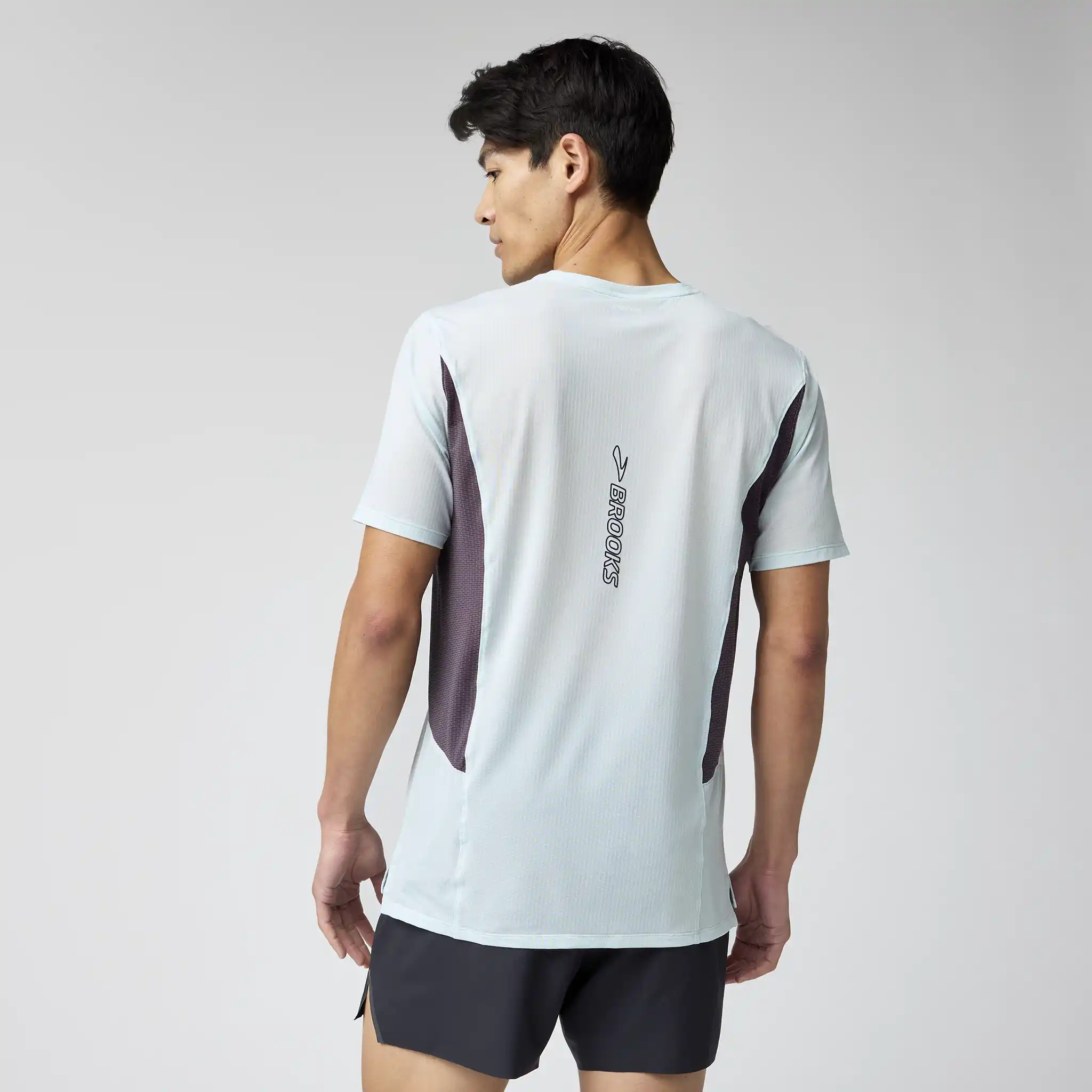 Brooks High Point Short Sleeve 2.0 T-Shirt de course à pied pour homme - Image 4