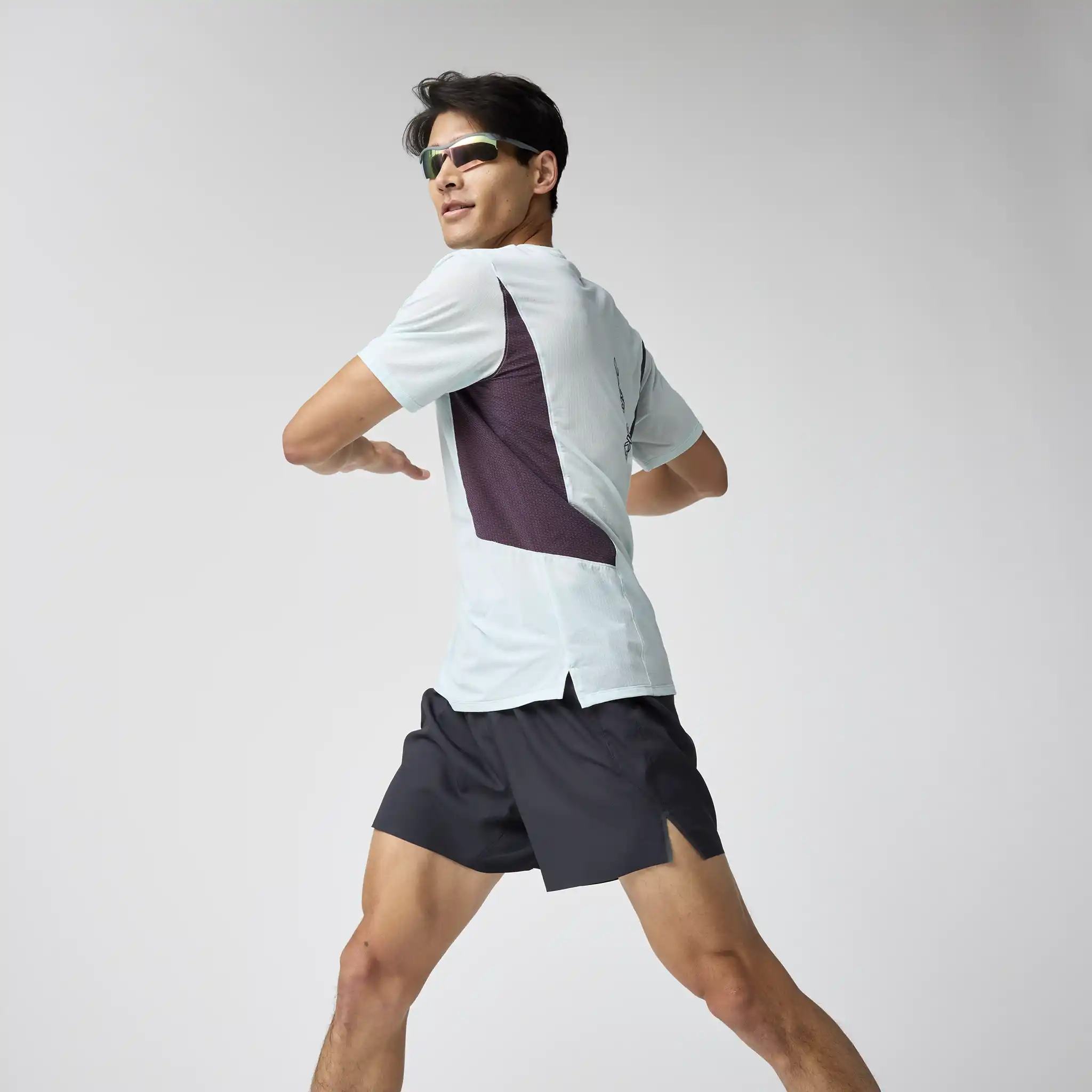 Brooks High Point Short Sleeve 2.0 T-Shirt de course à pied pour homme - Image 5