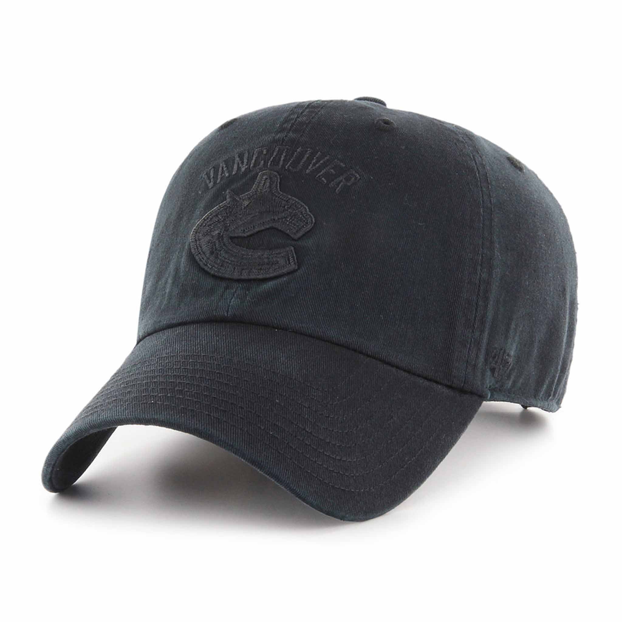 Casquette 47 Brand Black On Black Clean Up NHL Vancouver Canucks