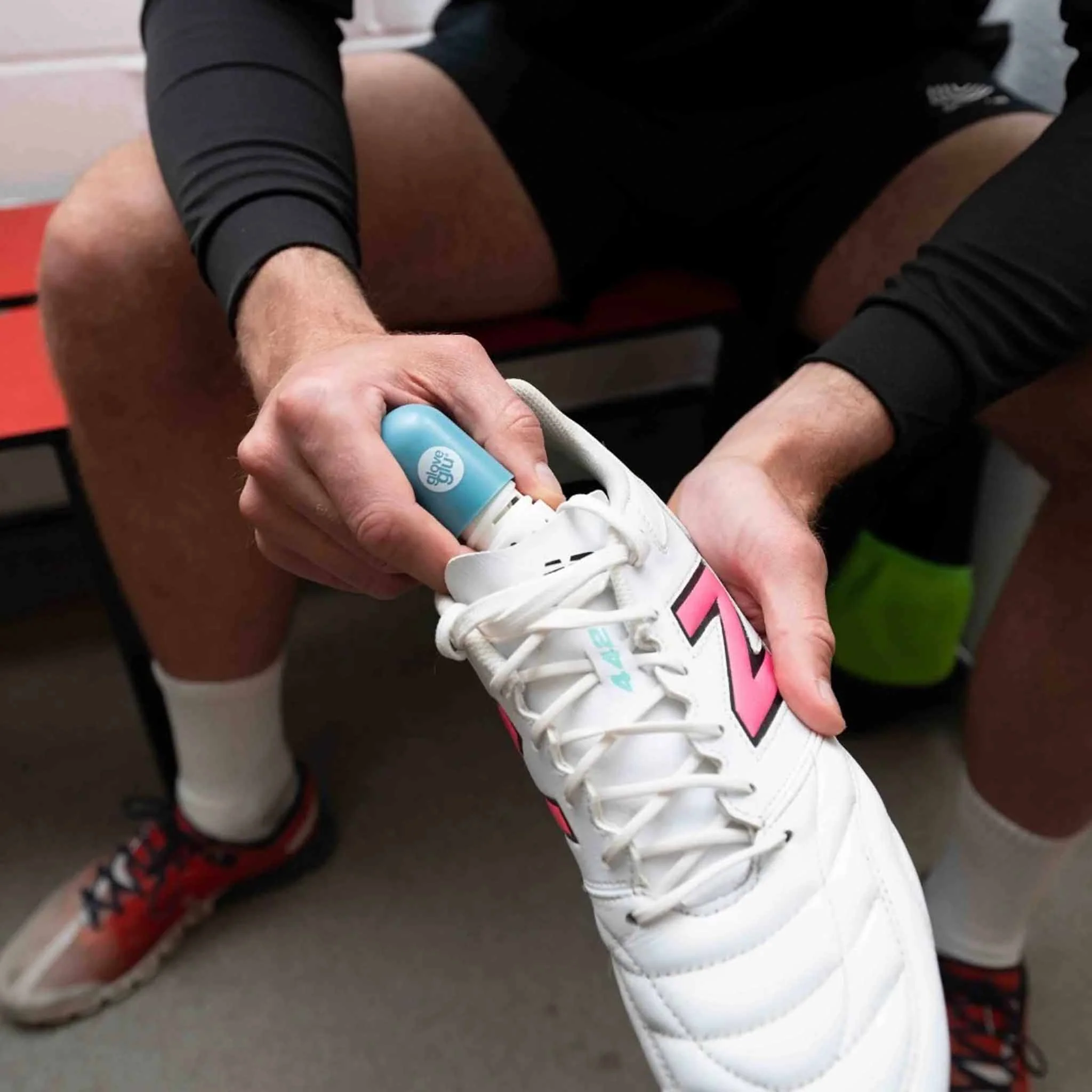 GloveGlu Clean Kick Deodorizer désodorisant pour chaussures de soccer - Image 4