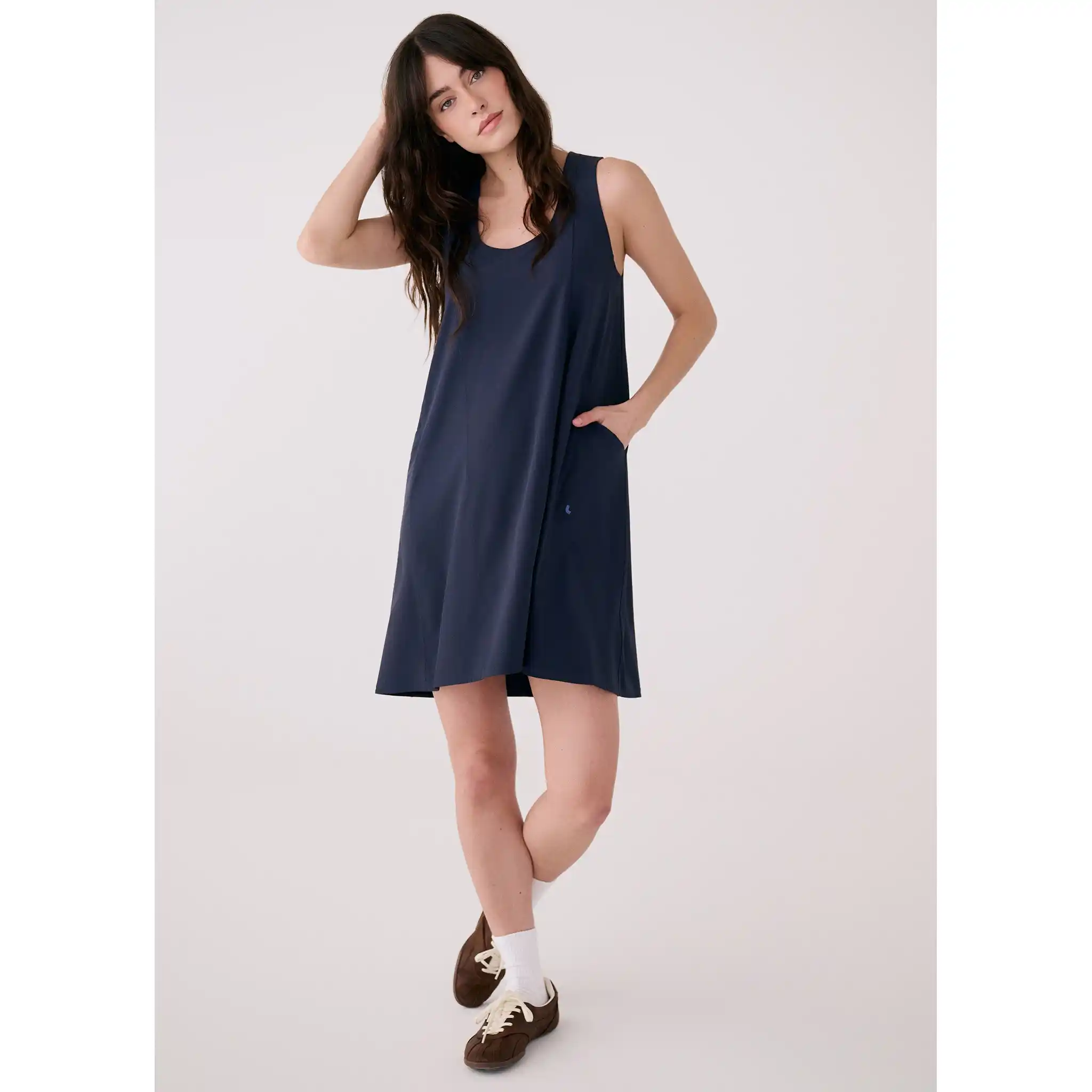 Lolë Robe Olivie Swing - Image 5