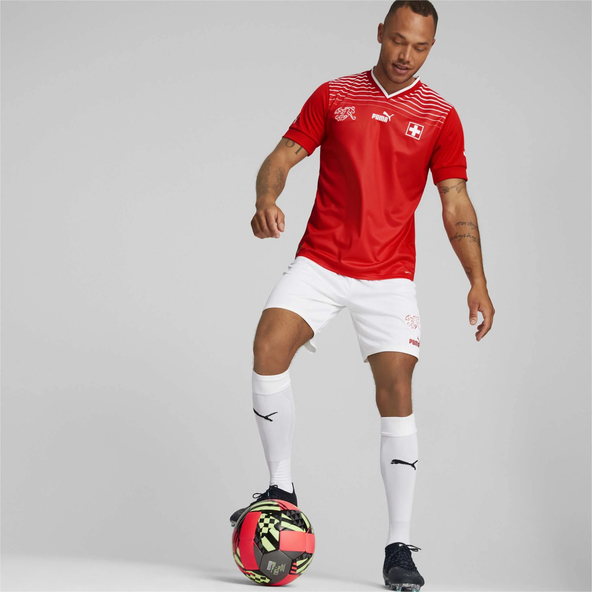 Maillot de soccer de l'équipe nationale Suisse Puma 2022-23 - Image 6