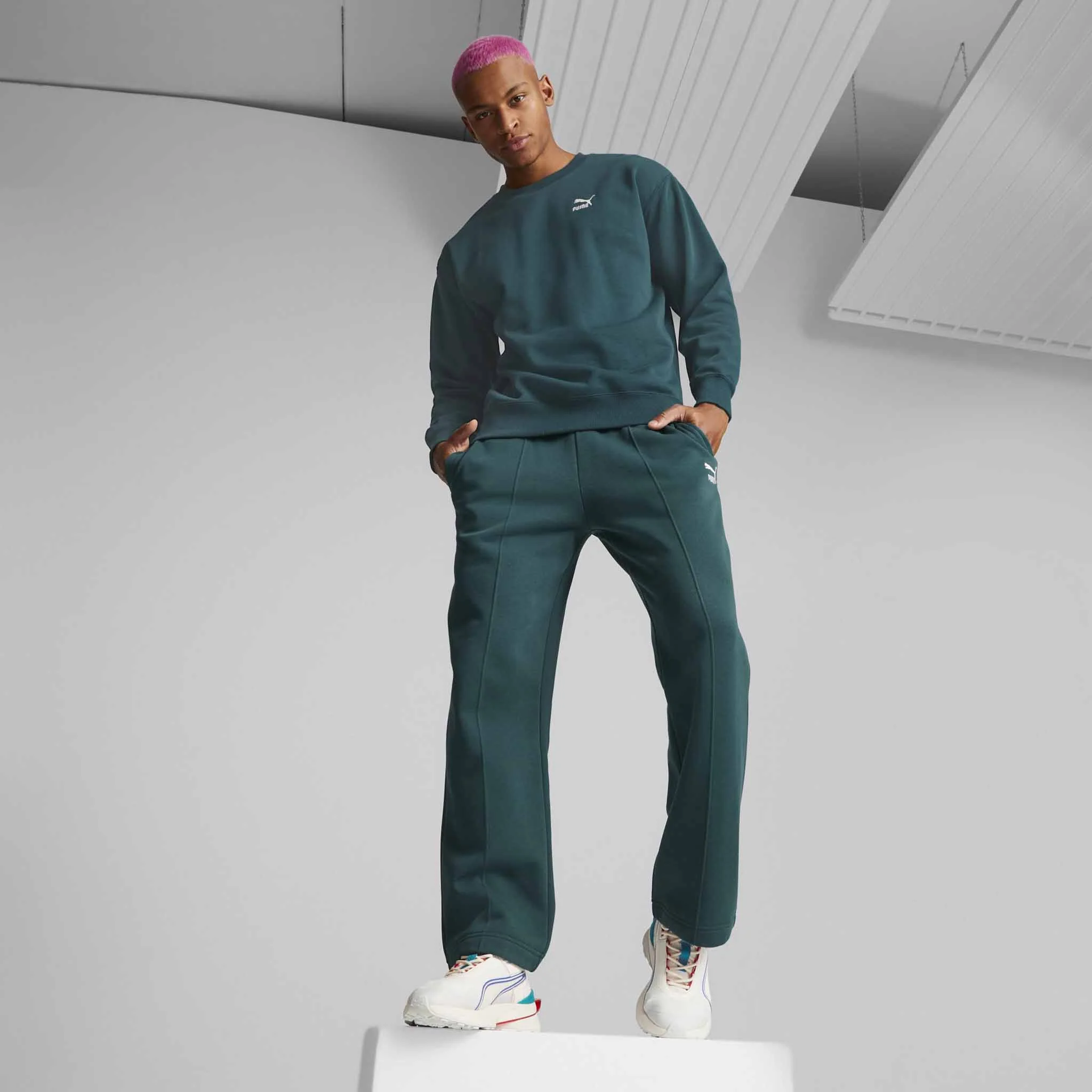 Puma Classics Relaxed Crew chandail pour homme - Image 2