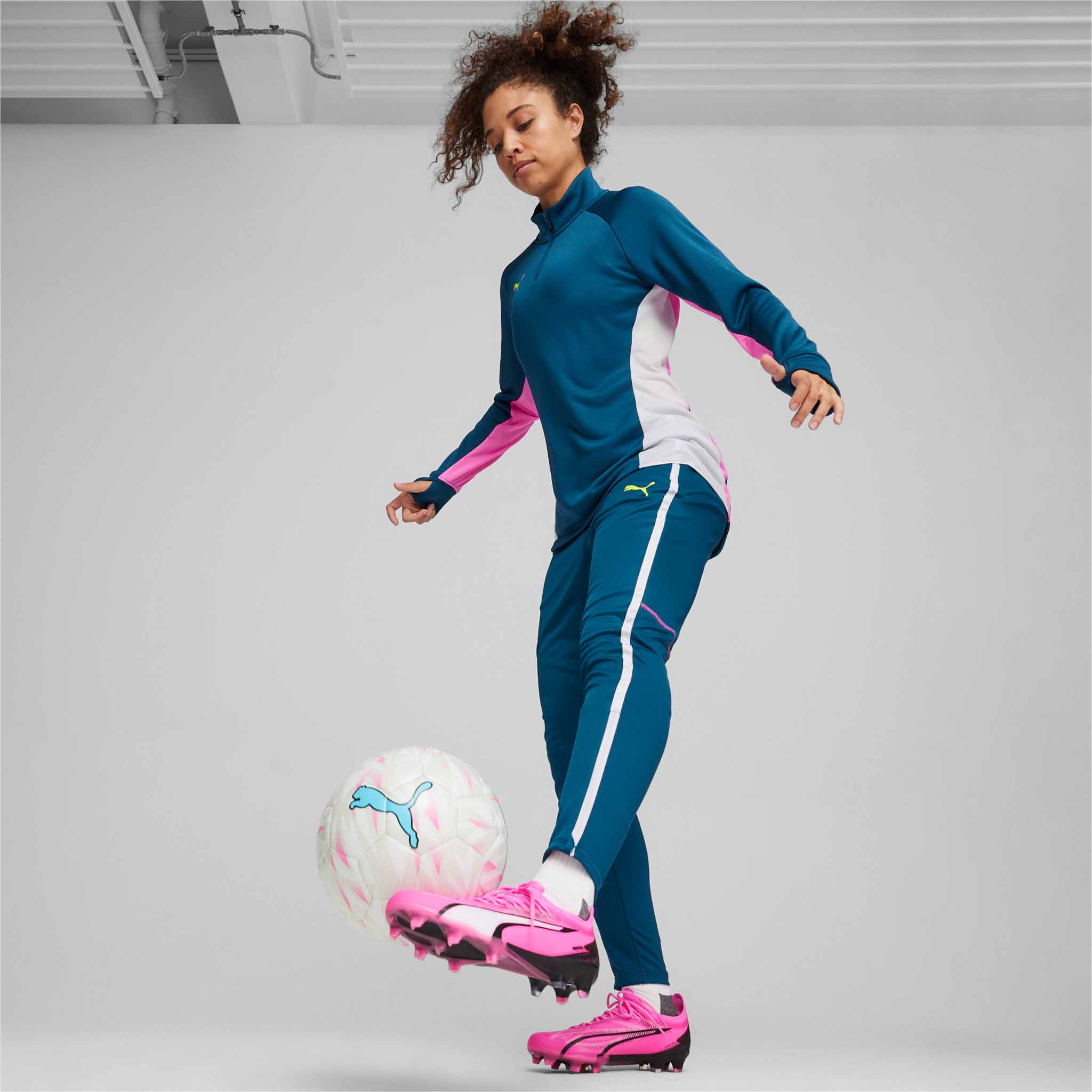 Puma Ultra Ultimate FG/AG chaussures de soccer a crampons pour femme - Image 12