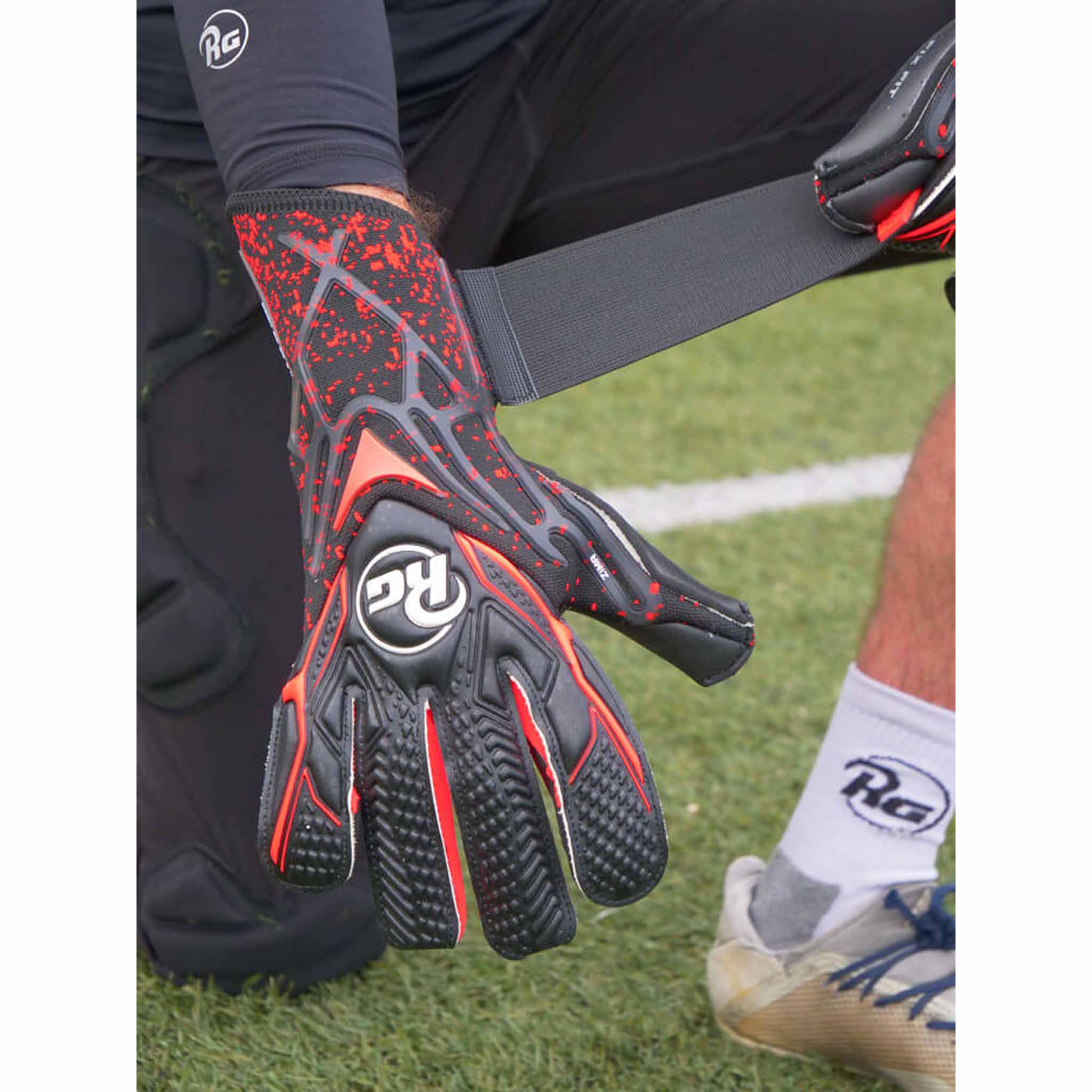 RG Goalkeeper gloves Zima gants de gardien de but de soccer - Image 8