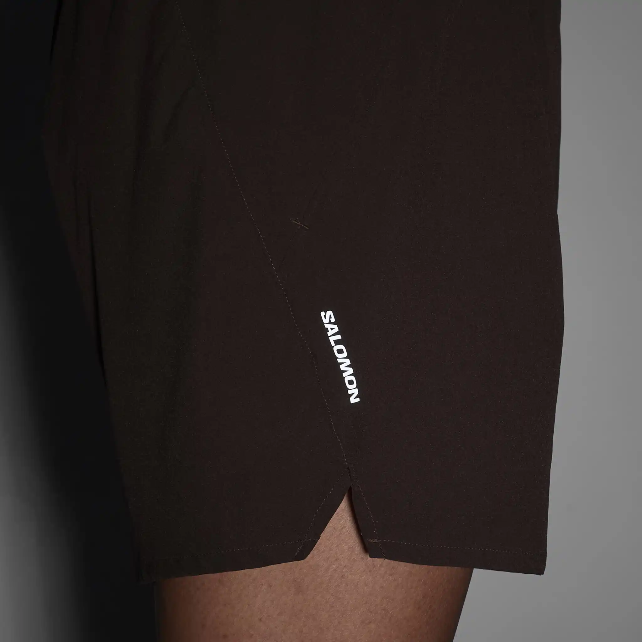 Salomon SHAKEout Core 5 po short de course à pied pour homme - Image 10