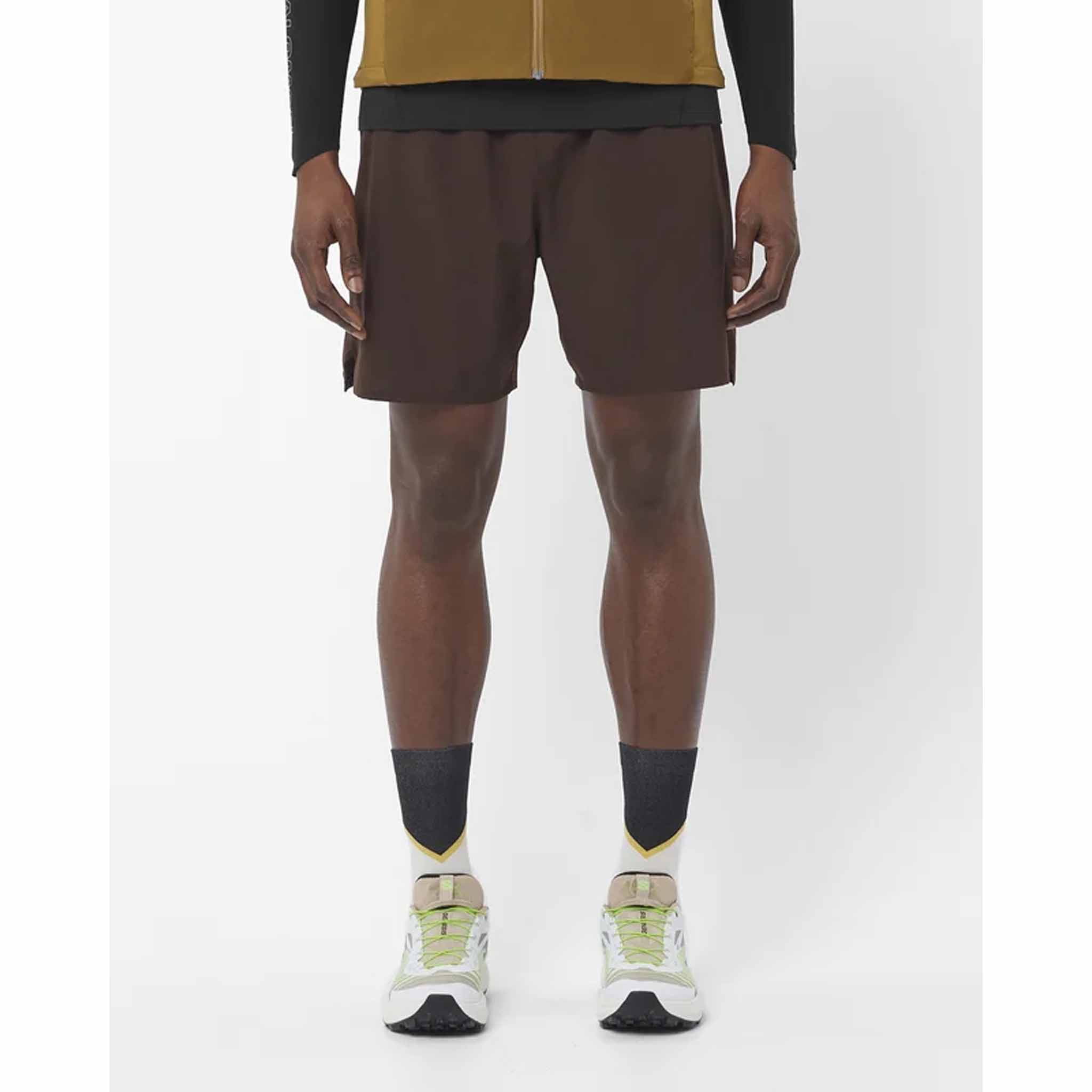 Salomon SHAKEout Core 2-en-1 7 po short de course à pied pour homme