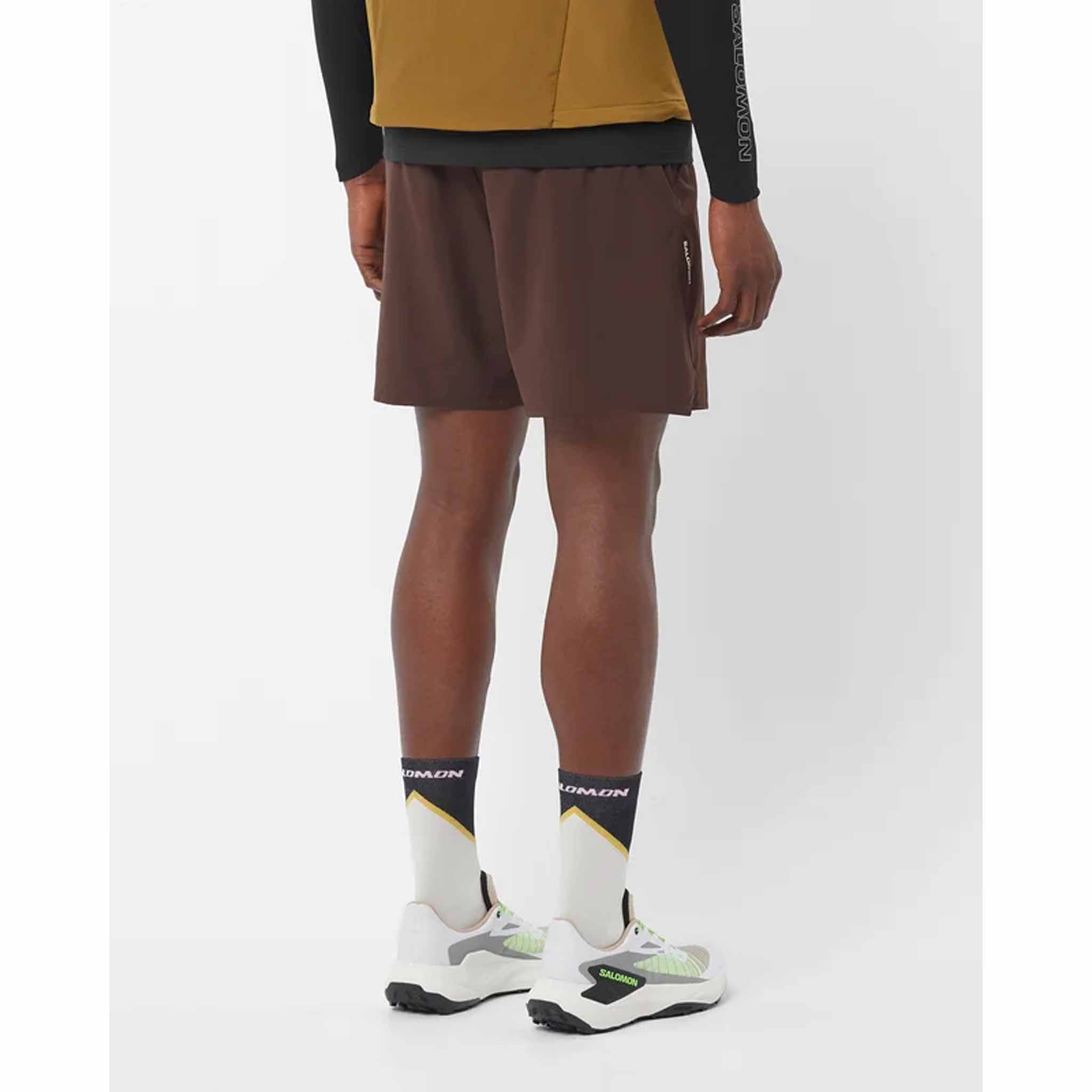 Salomon SHAKEout Core 2-en-1 7 po short de course à pied pour homme - Image 2