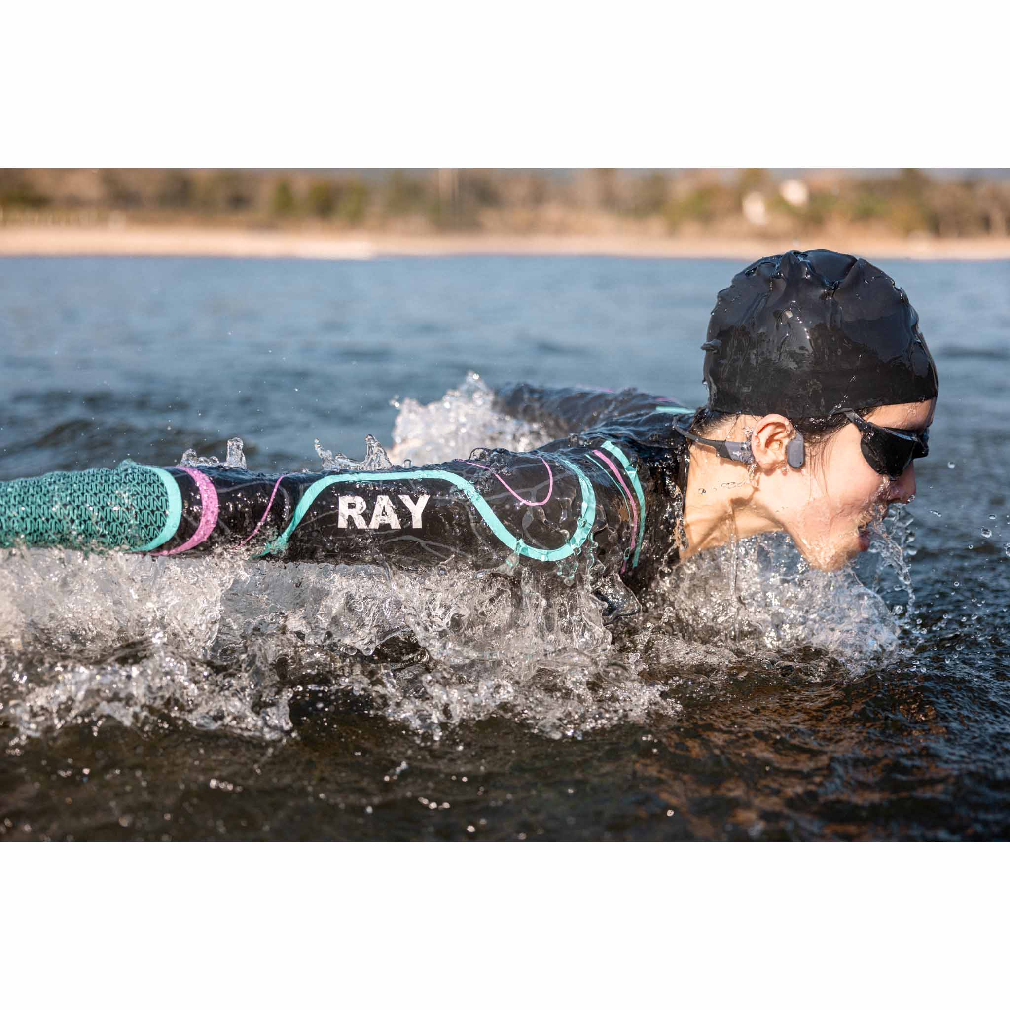 Shokz OpenSwim Pro Écouteurs étanches sans-fil à conduction osseuse - Image 9