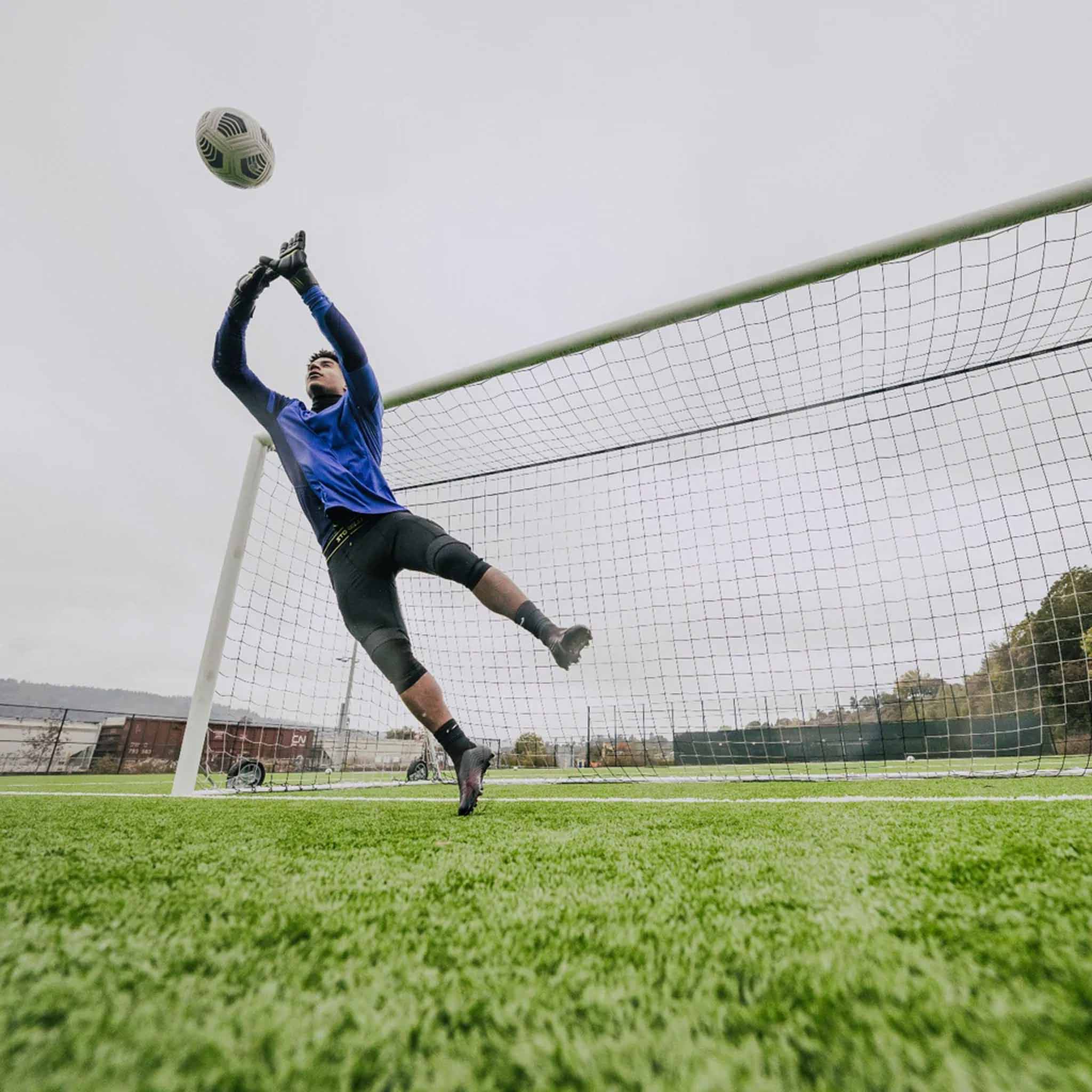 Storelli BodyShield GK 3/4 Leggings de protection pour gardien de but de soccer - Image 6