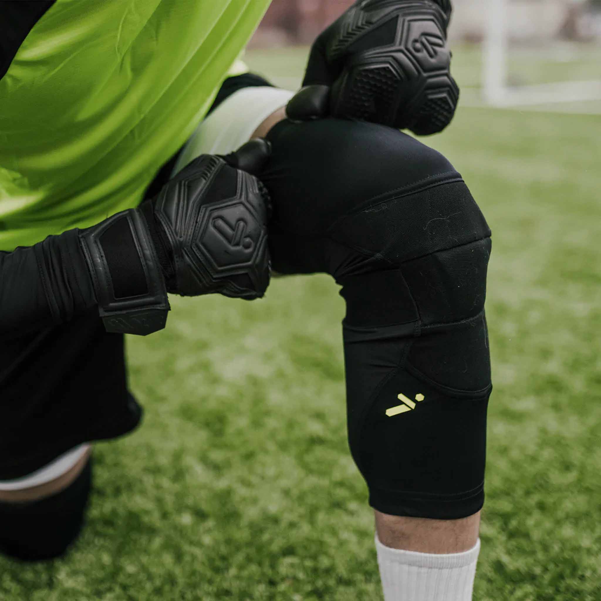 Storelli BodyShield Knee Guards genouillères de gardien de but de soccer - Image 4