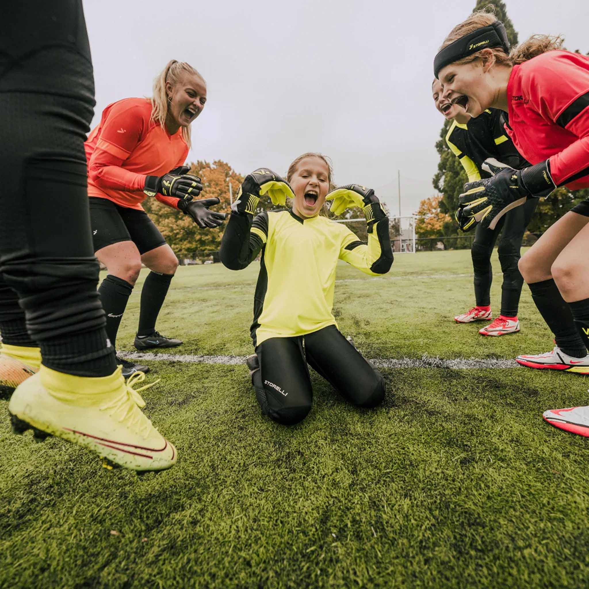 Storelli BodyShield Turf Burn Leggings de protection pour gardienne de but de soccer femme - Image 3