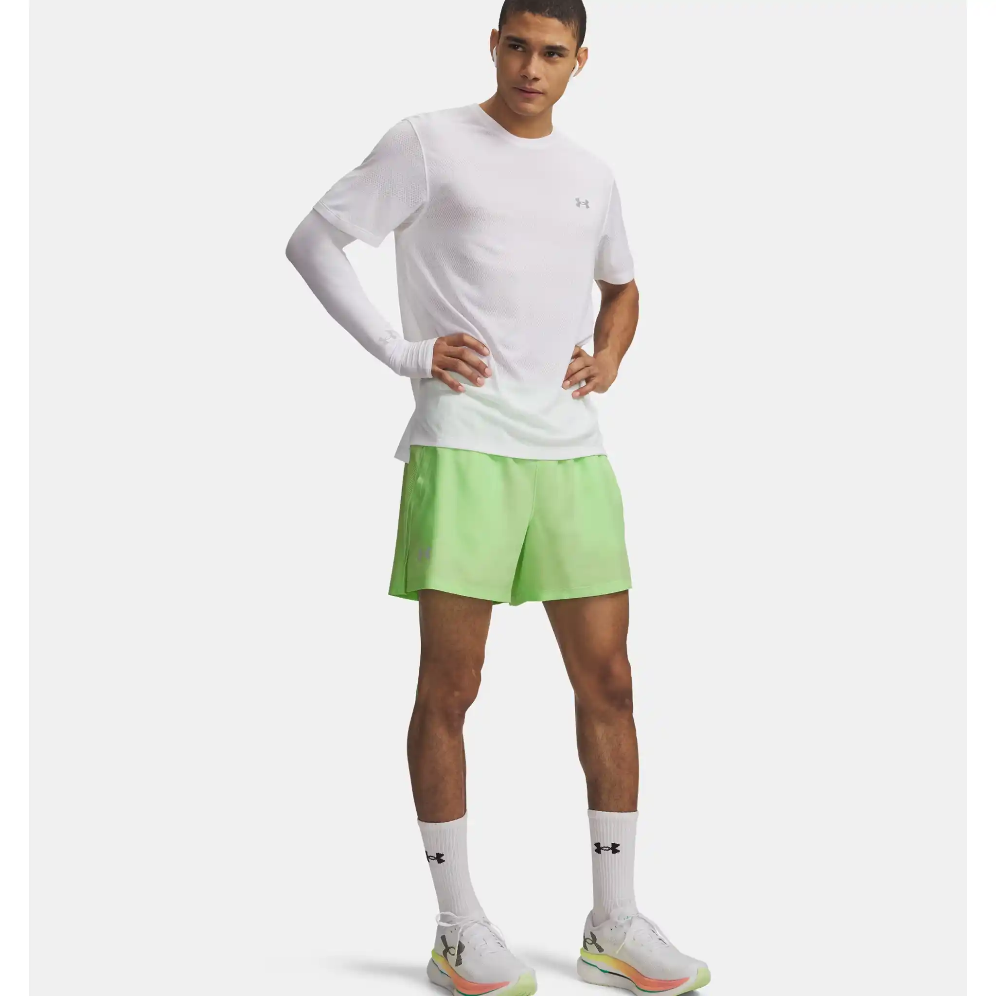 UA Launch short de course à pied 13 cm (5 po) pour homme - Image 16